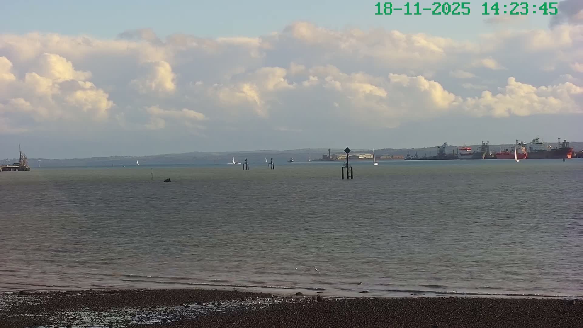 Netley,  The Solent Water Shipspotting Live Cam - Borough of Eastleigh, Hampshire, South East, England, United Kingdom