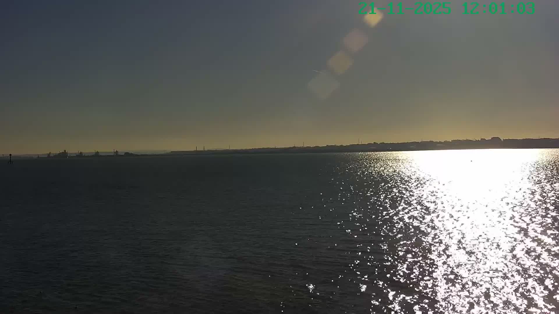 Netley,  The Solent Water Shipspotting Live Cam - Borough of Eastleigh, Hampshire, South East, England, United Kingdom