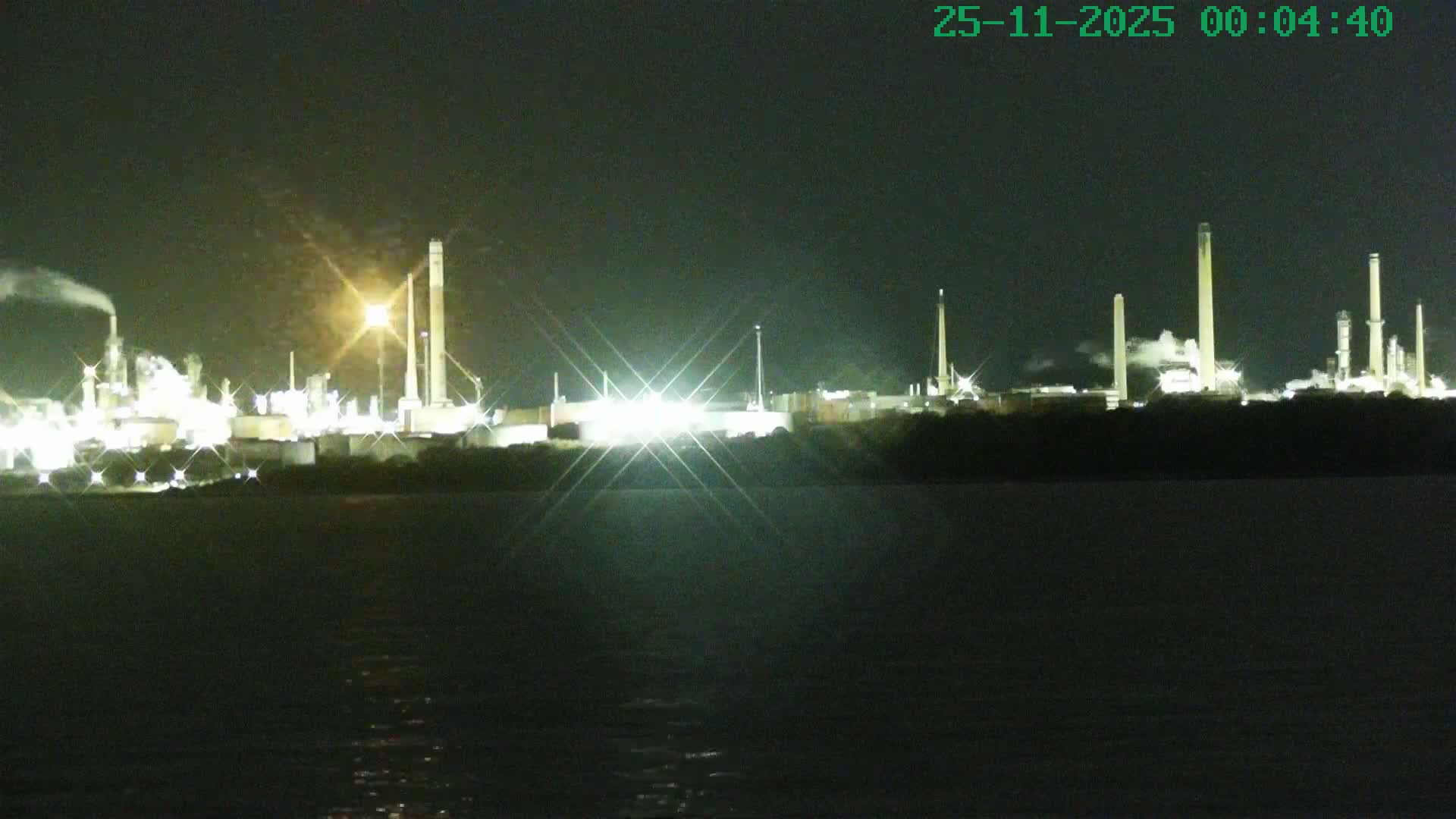 Netley,  The Solent Water Shipspotting Live Cam - Borough of Eastleigh, Hampshire, South East, England, United Kingdom