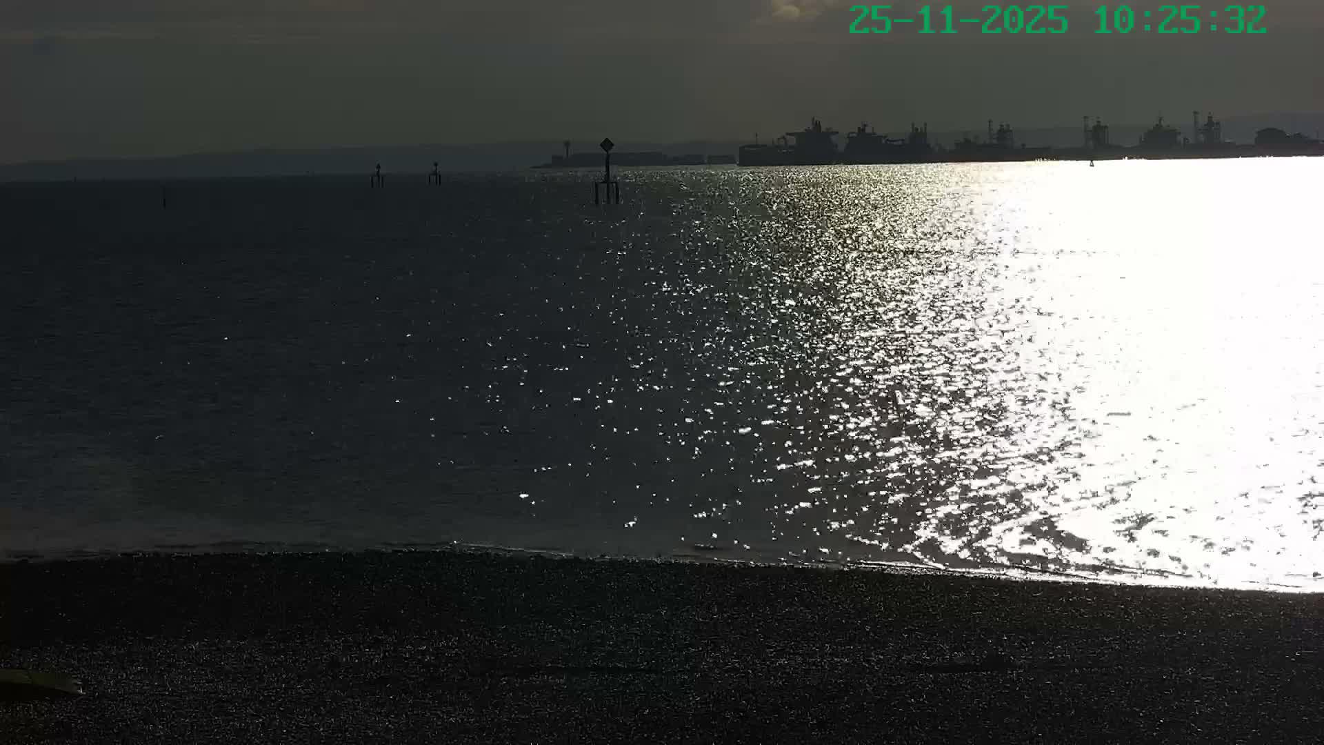 Netley,  The Solent Water Shipspotting Live Cam - Borough of Eastleigh, Hampshire, South East, England, United Kingdom