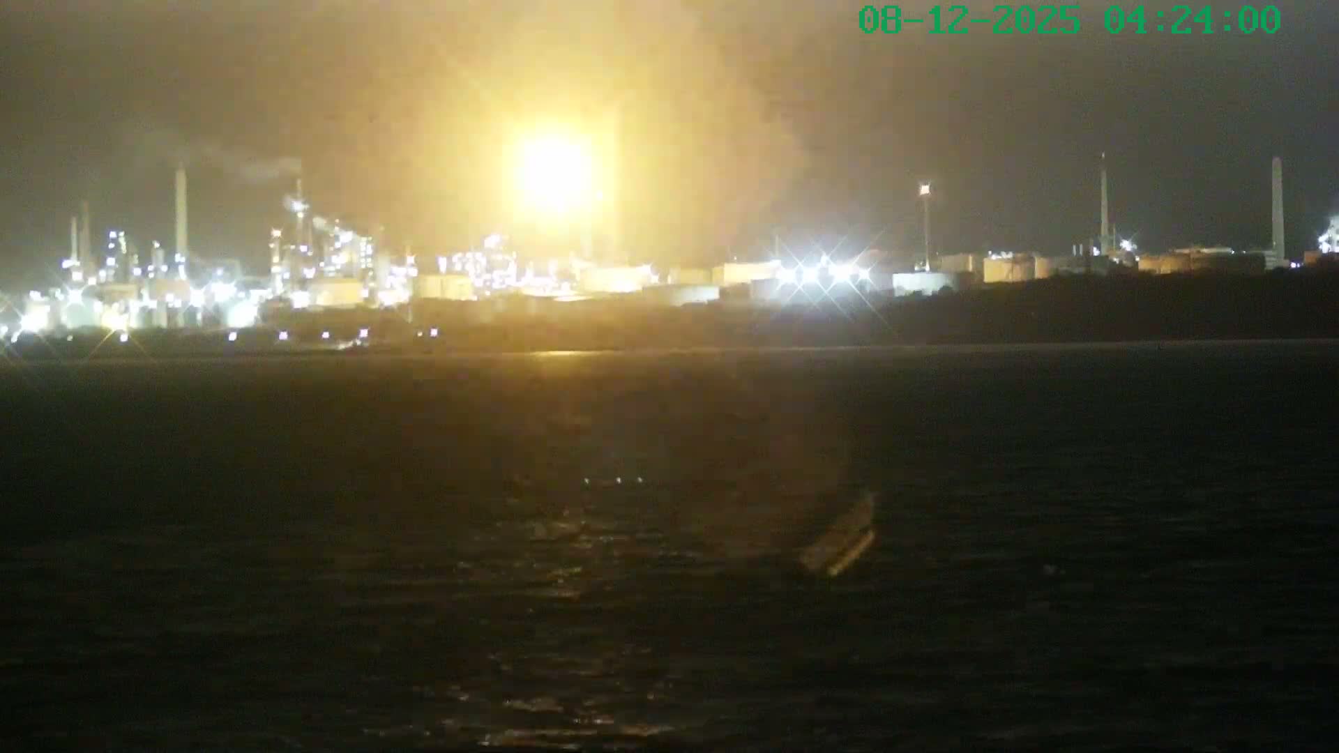 Netley,  The Solent Water Shipspotting Live Cam - Borough of Eastleigh, Hampshire, South East, England, United Kingdom