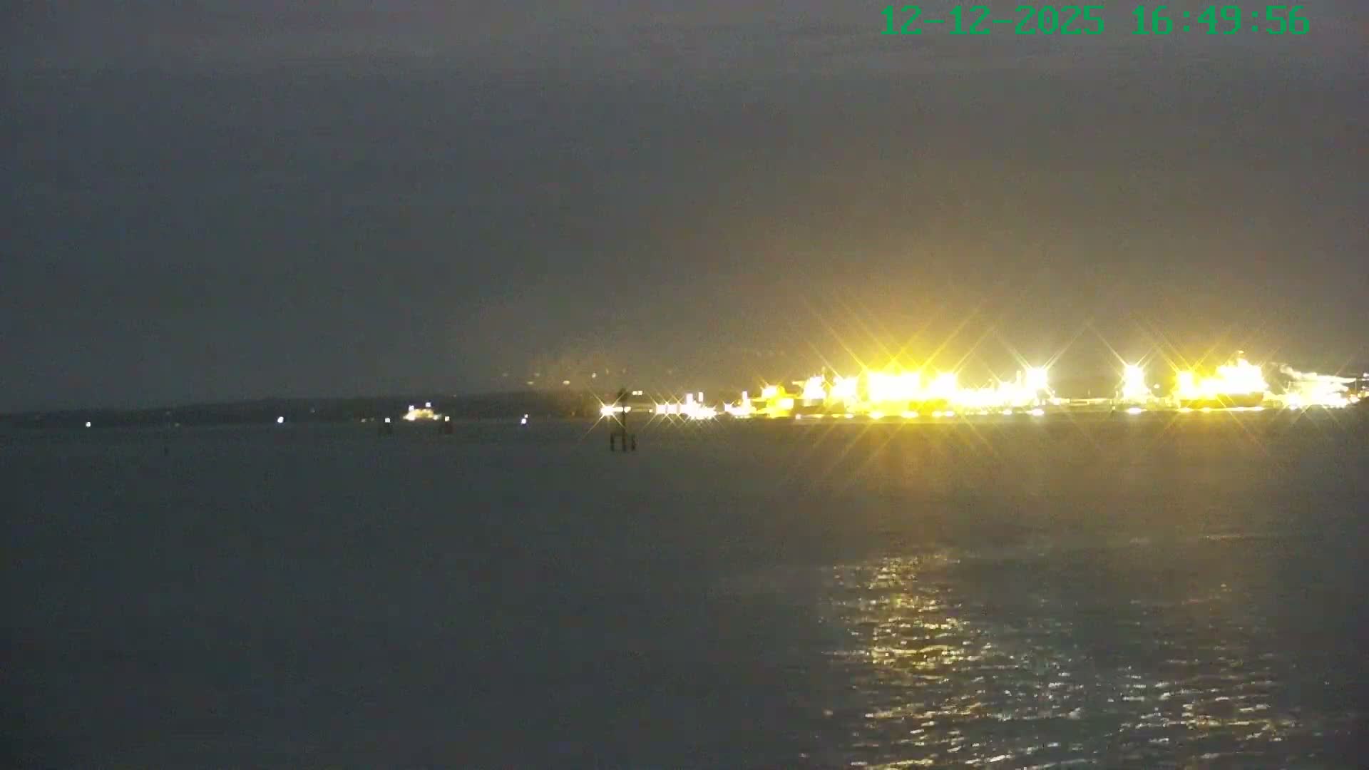 Netley,  The Solent Water Shipspotting Live Cam - Borough of Eastleigh, Hampshire, South East, England, United Kingdom