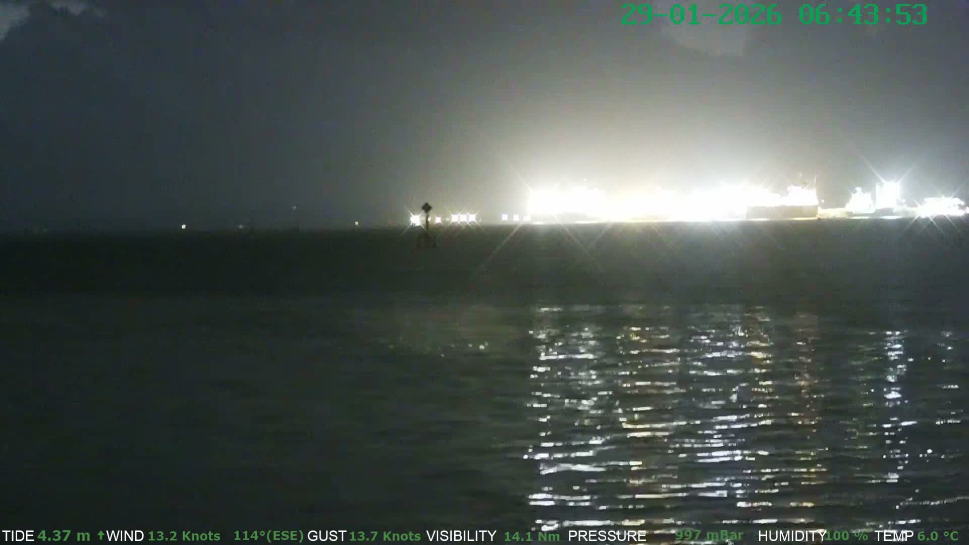 Netley,  The Solent Water Shipspotting Live Cam - Borough of Eastleigh, Hampshire, South East, England, United Kingdom