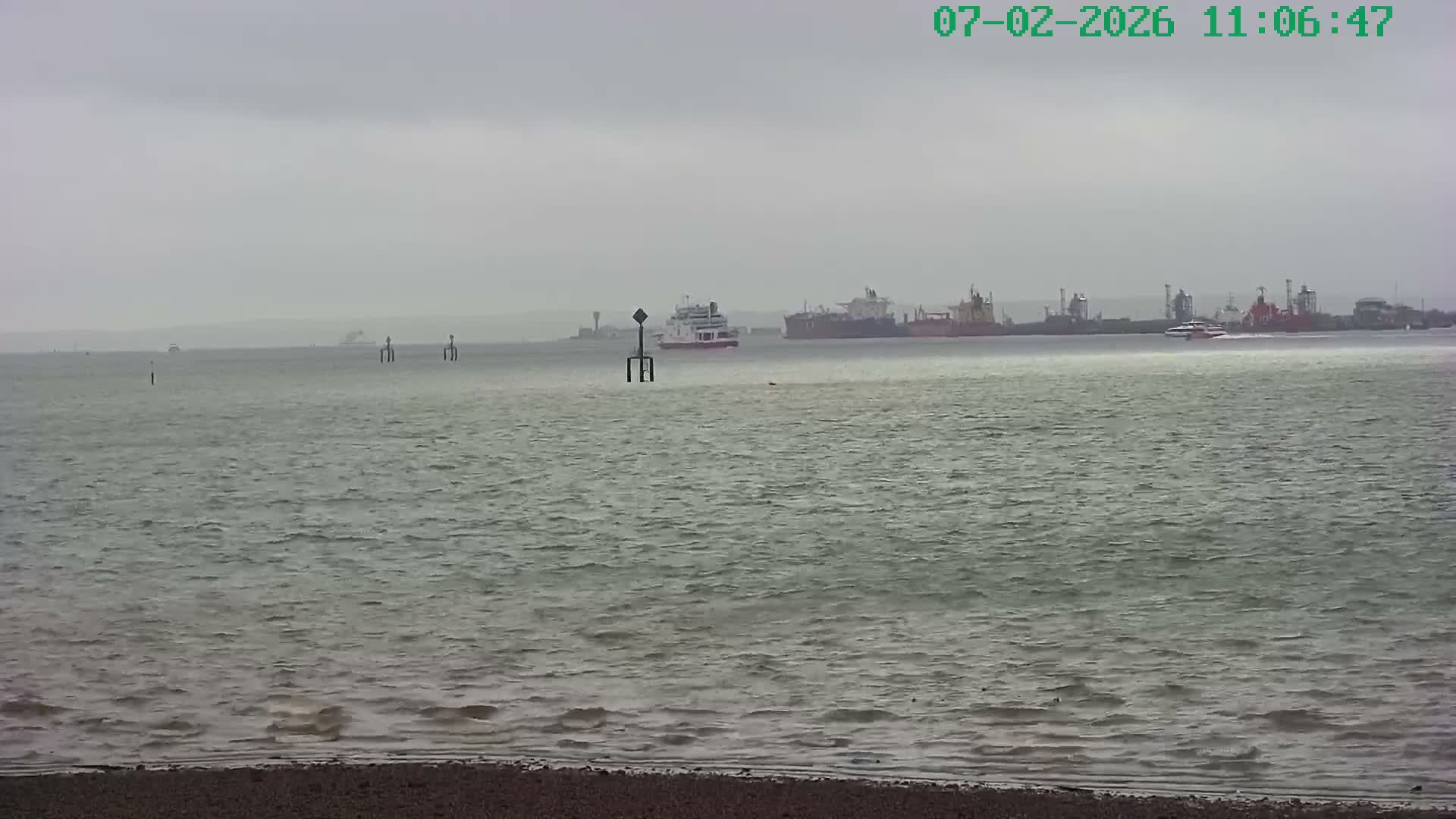 Netley,  The Solent Water Shipspotting Live Cam - Borough of Eastleigh, Hampshire, South East, England, United Kingdom