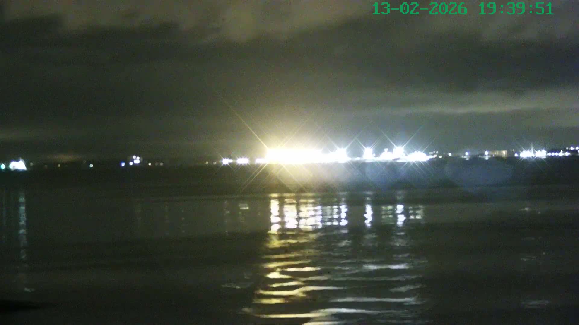 Netley,  The Solent Water Shipspotting Live Cam - Borough of Eastleigh, Hampshire, South East, England, United Kingdom