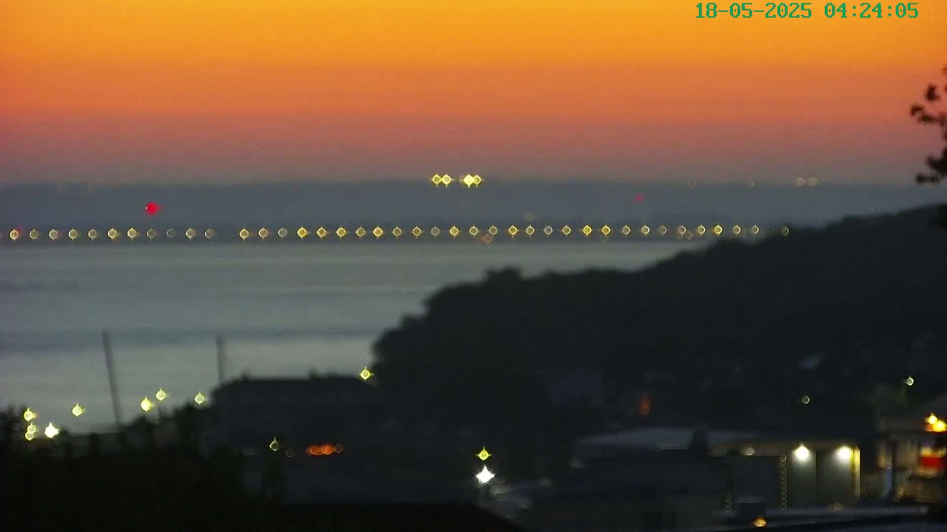 Cowes, The Solent Water Shipspotting Live Cam - Isle of Wight, South East, England, United Kingdom