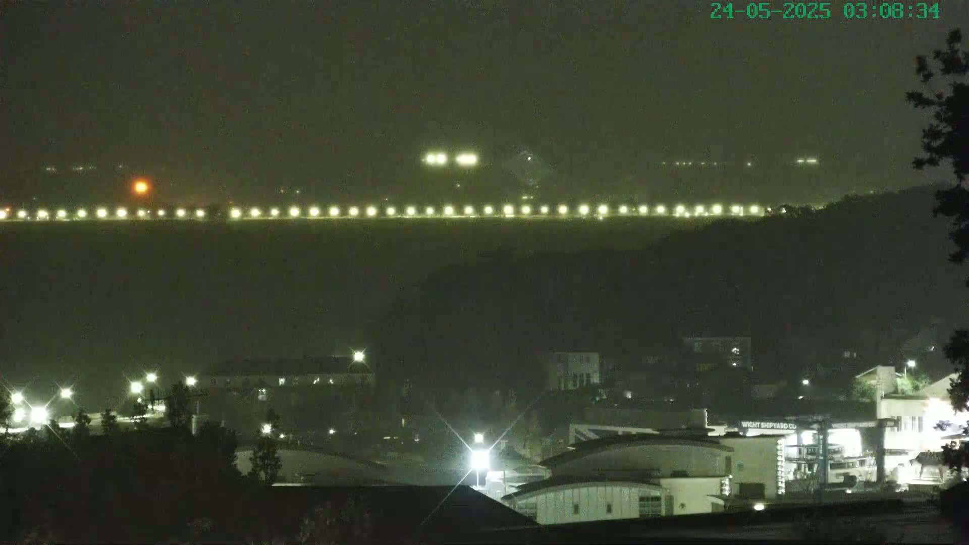 Cowes, The Solent Water Shipspotting Live Cam - Isle of Wight, South East, England, United Kingdom