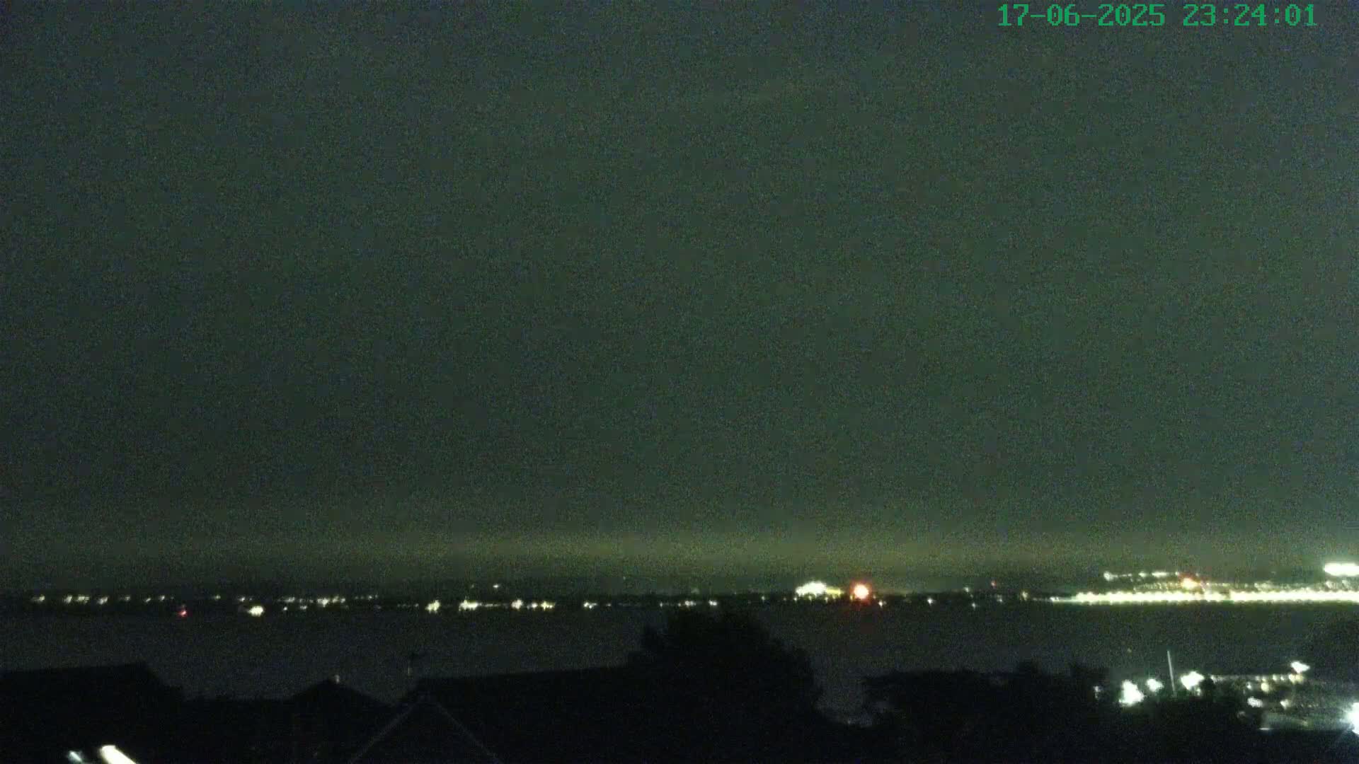 Cowes, The Solent Water Shipspotting Live Cam - Isle of Wight, South East, England, United Kingdom
