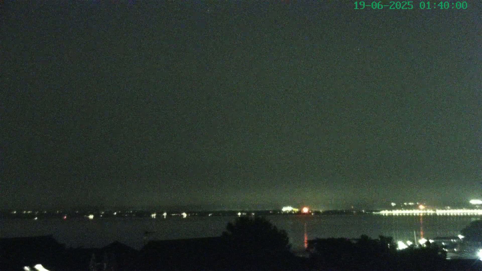 Cowes, The Solent Water Shipspotting Live Cam - Isle of Wight, South East, England, United Kingdom
