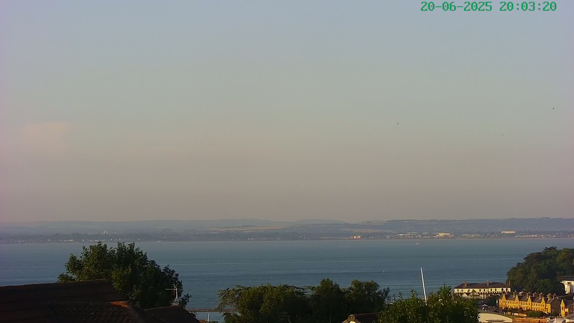 Cowes, The Solent Water Shipspotting Live Cam - Isle of Wight, South East, England, United Kingdom
