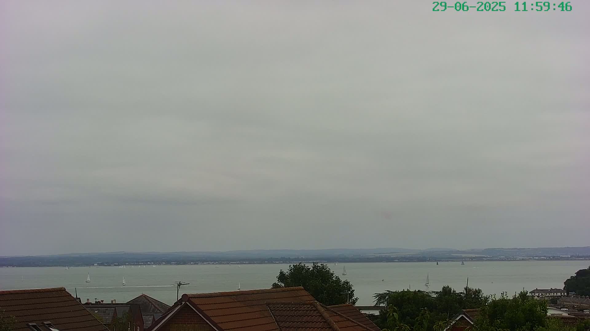 Cowes, The Solent Water Shipspotting Live Cam - Isle of Wight, South East, England, United Kingdom