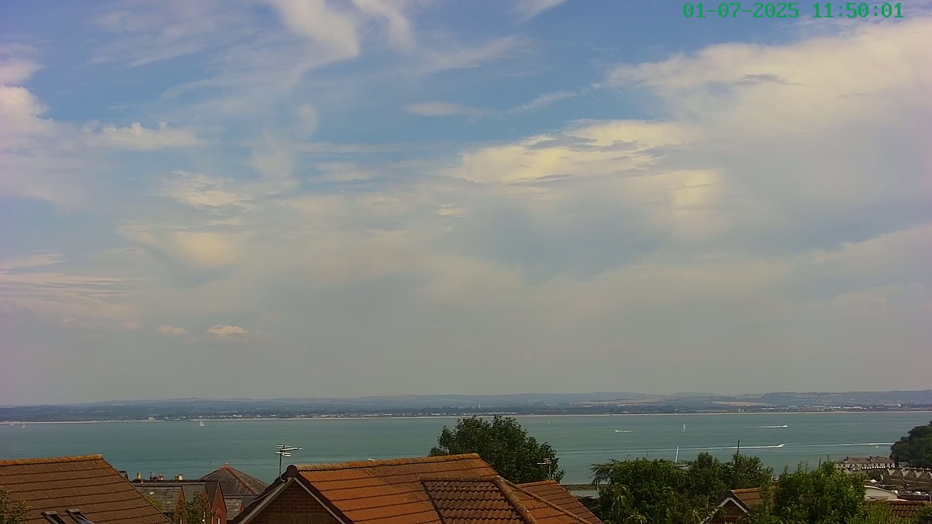 Cowes, The Solent Water Shipspotting Live Cam - Isle of Wight, South East, England, United Kingdom