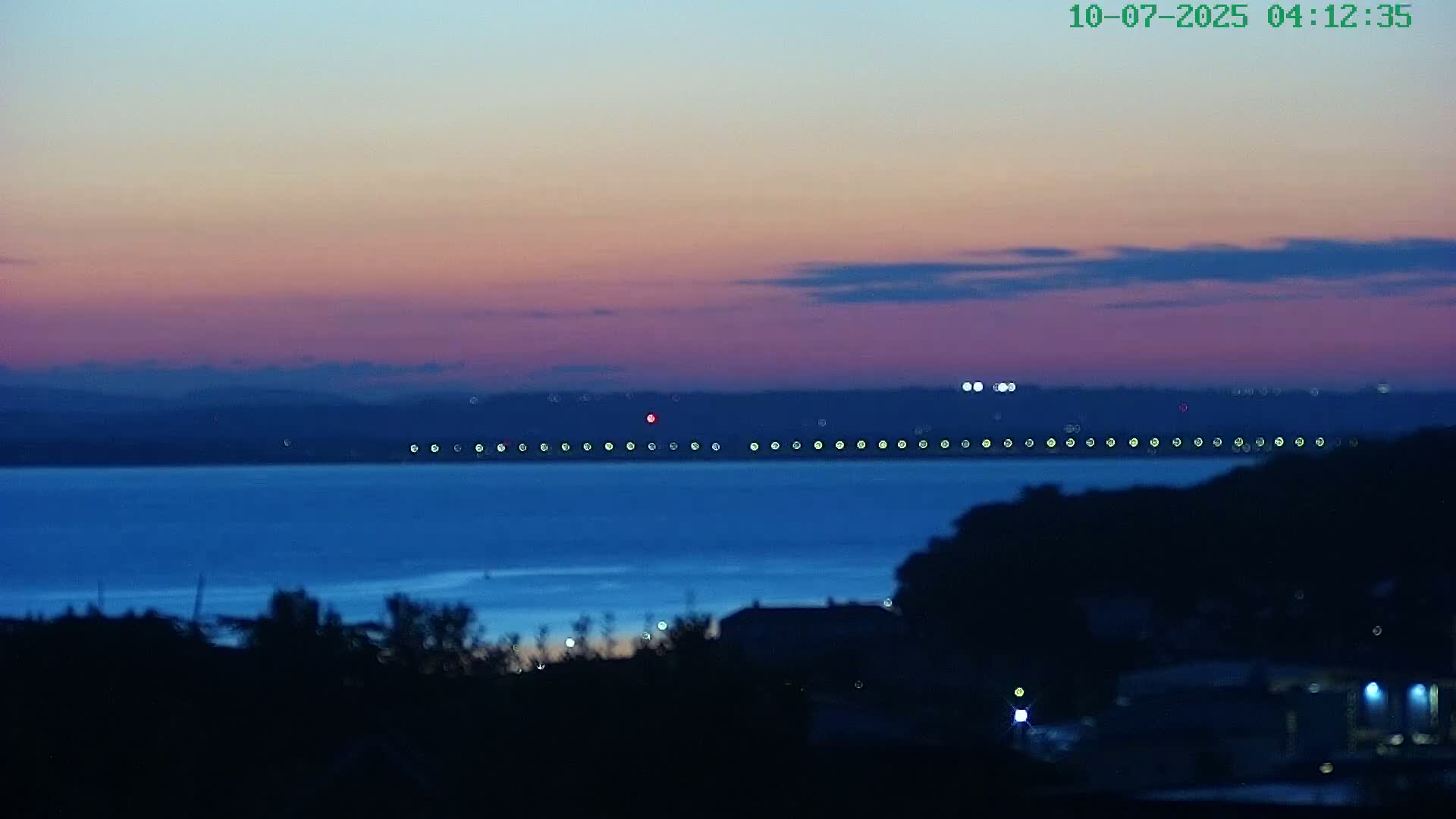 Cowes, The Solent Water Shipspotting Live Cam - Isle of Wight, South East, England, United Kingdom