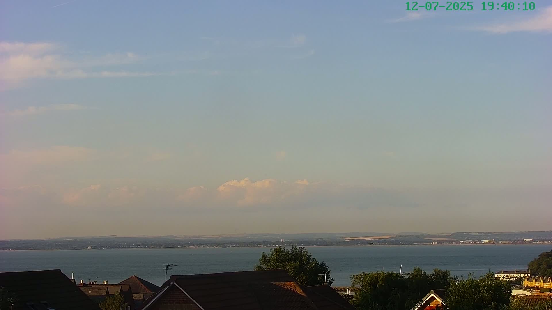 Cowes, The Solent Water Shipspotting Live Cam - Isle of Wight, South East, England, United Kingdom