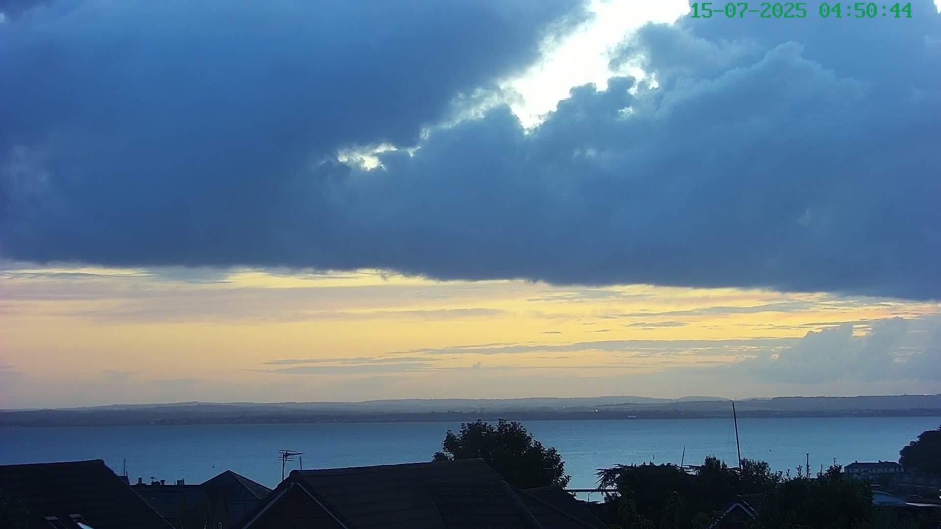 Cowes, The Solent Water Shipspotting Live Cam - Isle of Wight, South East, England, United Kingdom