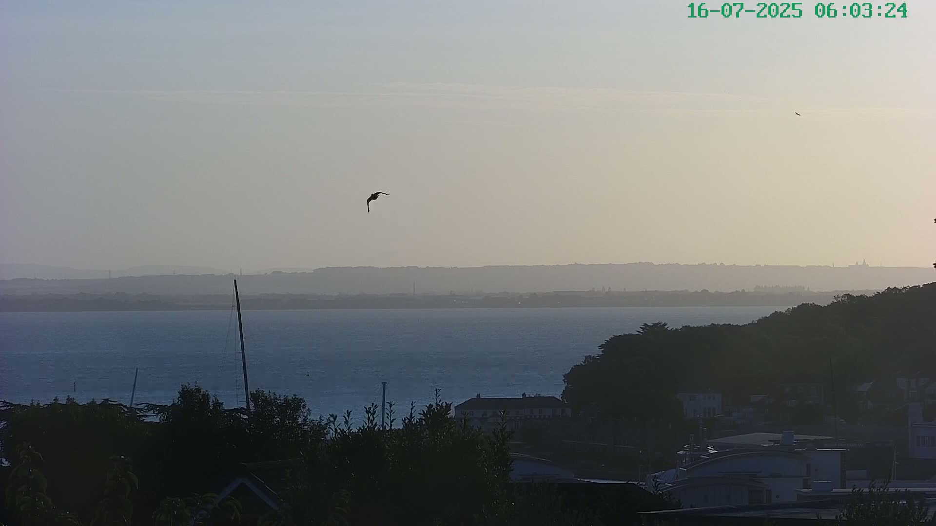 Cowes, The Solent Water Shipspotting Live Cam - Isle of Wight, South East, England, United Kingdom