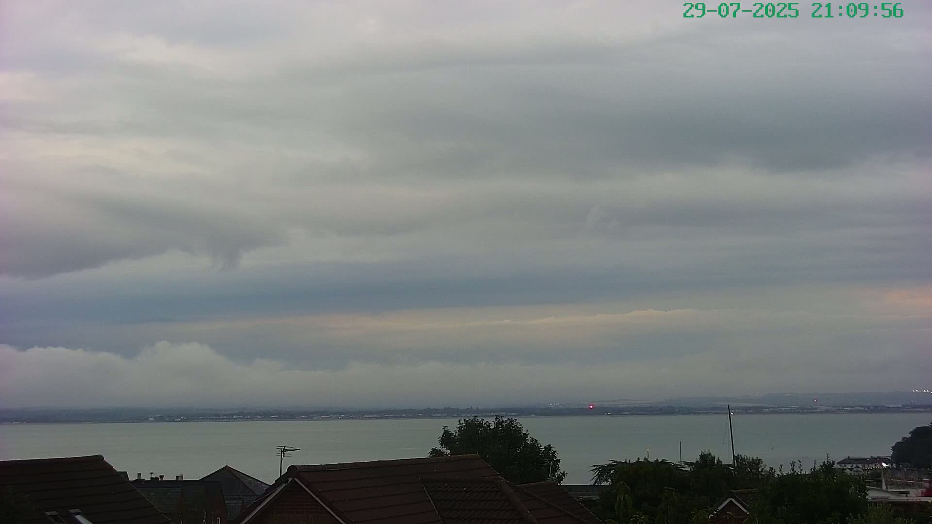 Cowes, The Solent Water Shipspotting Live Cam - Isle of Wight, South East, England, United Kingdom