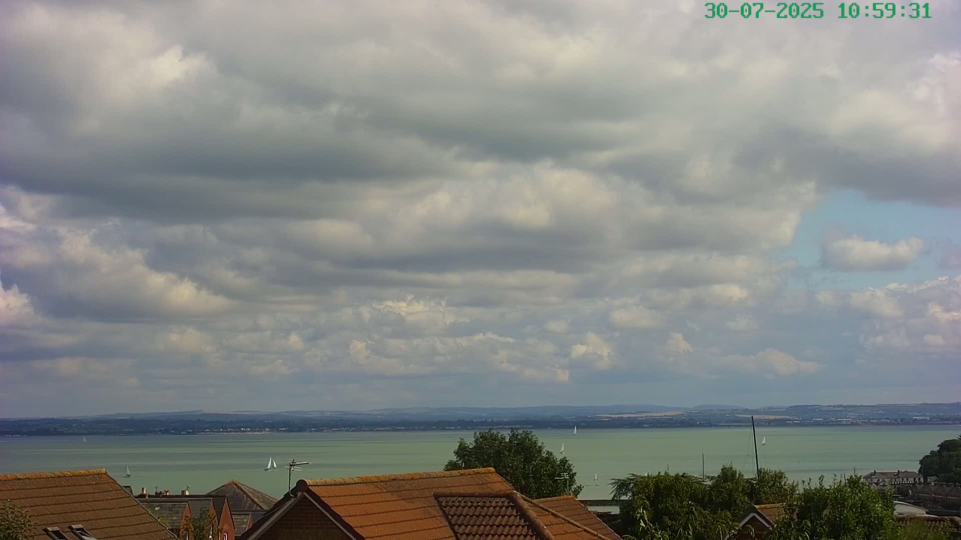 Cowes, The Solent Water Shipspotting Live Cam - Isle of Wight, South East, England, United Kingdom