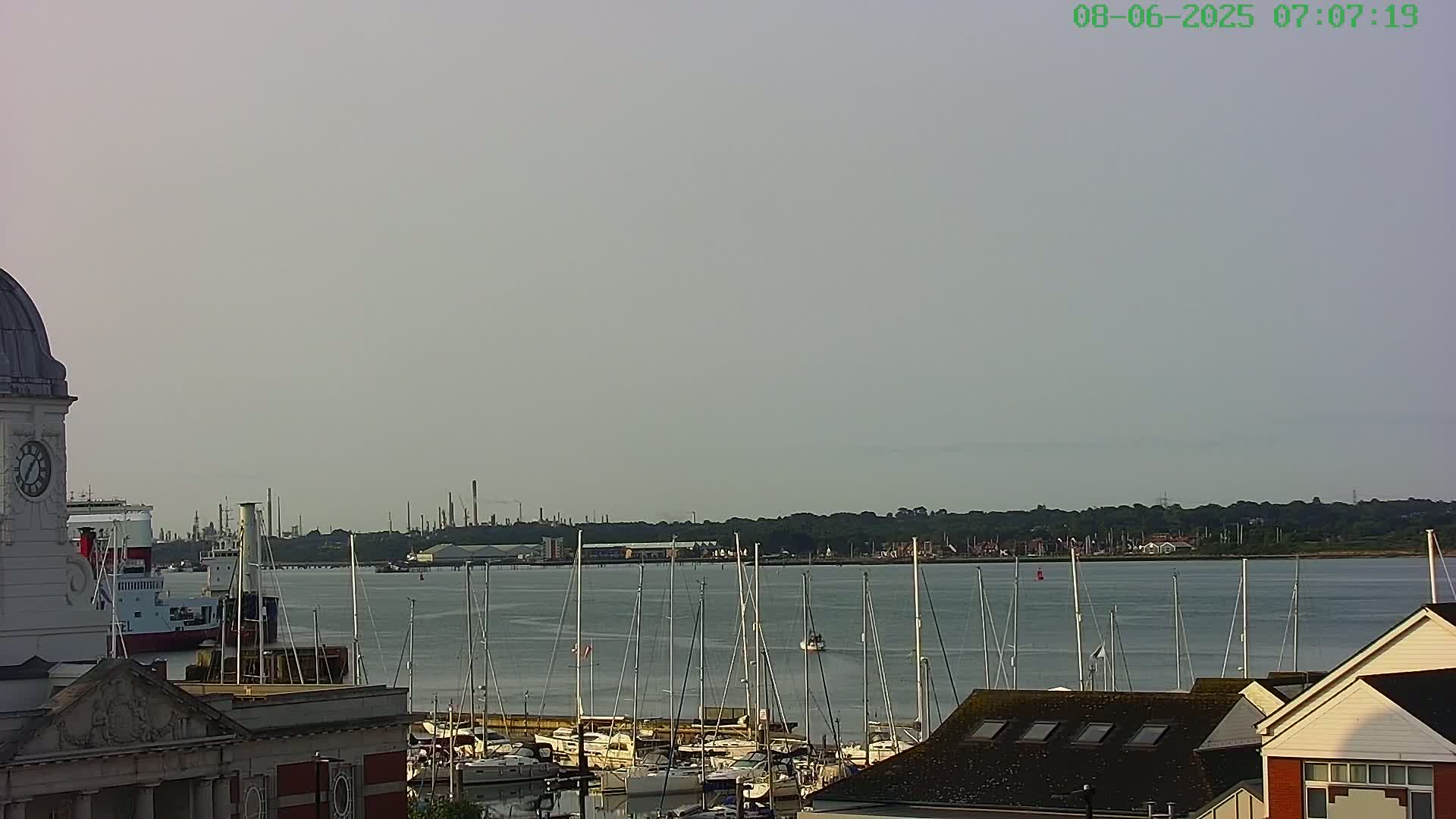 Marine of Southampton & Test River Live Cam - Southampton, Hampshire, South East, England, United Kingdom