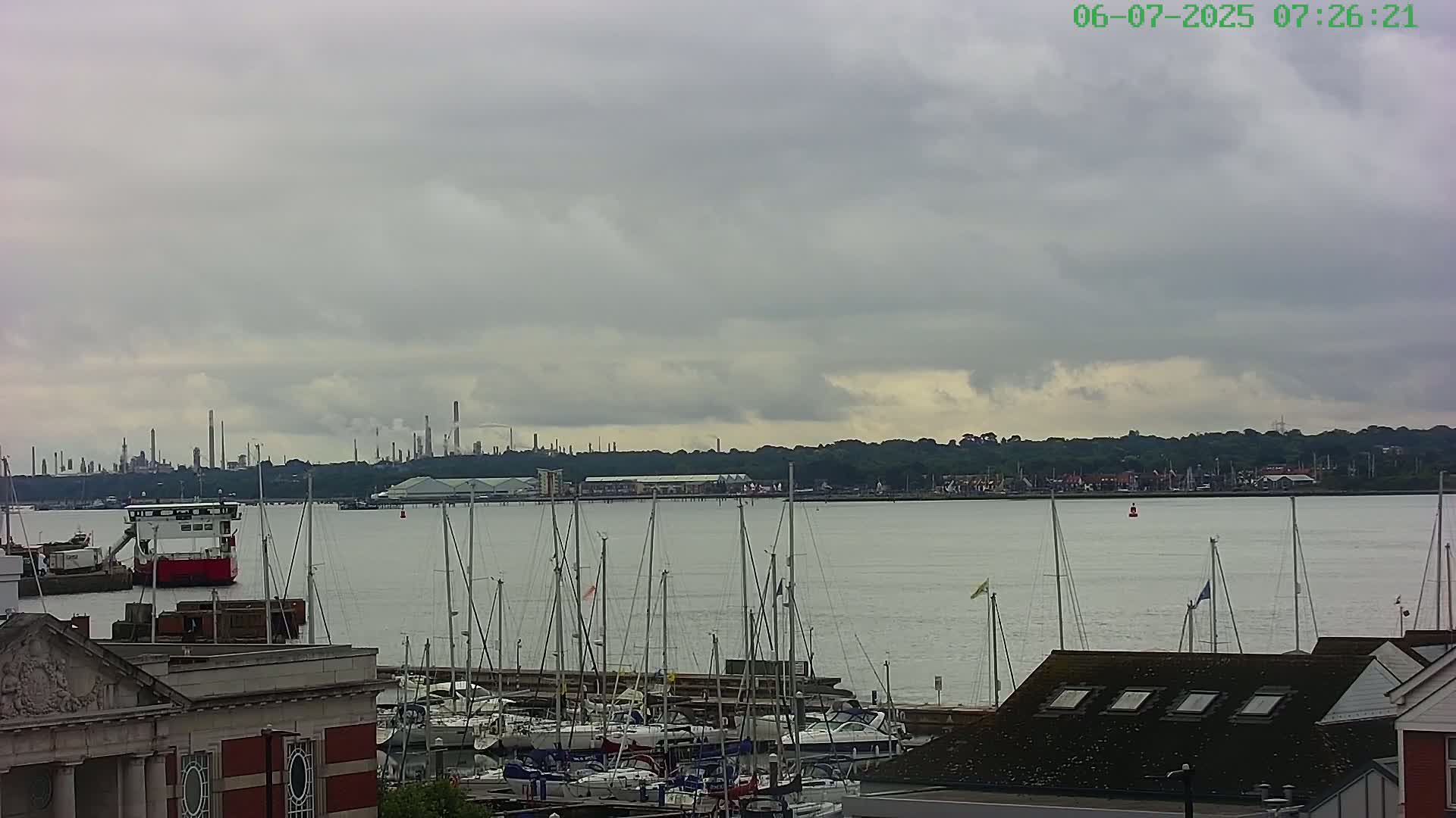 Marine of Southampton & Test River Live Cam - Southampton, Hampshire, South East, England, United Kingdom