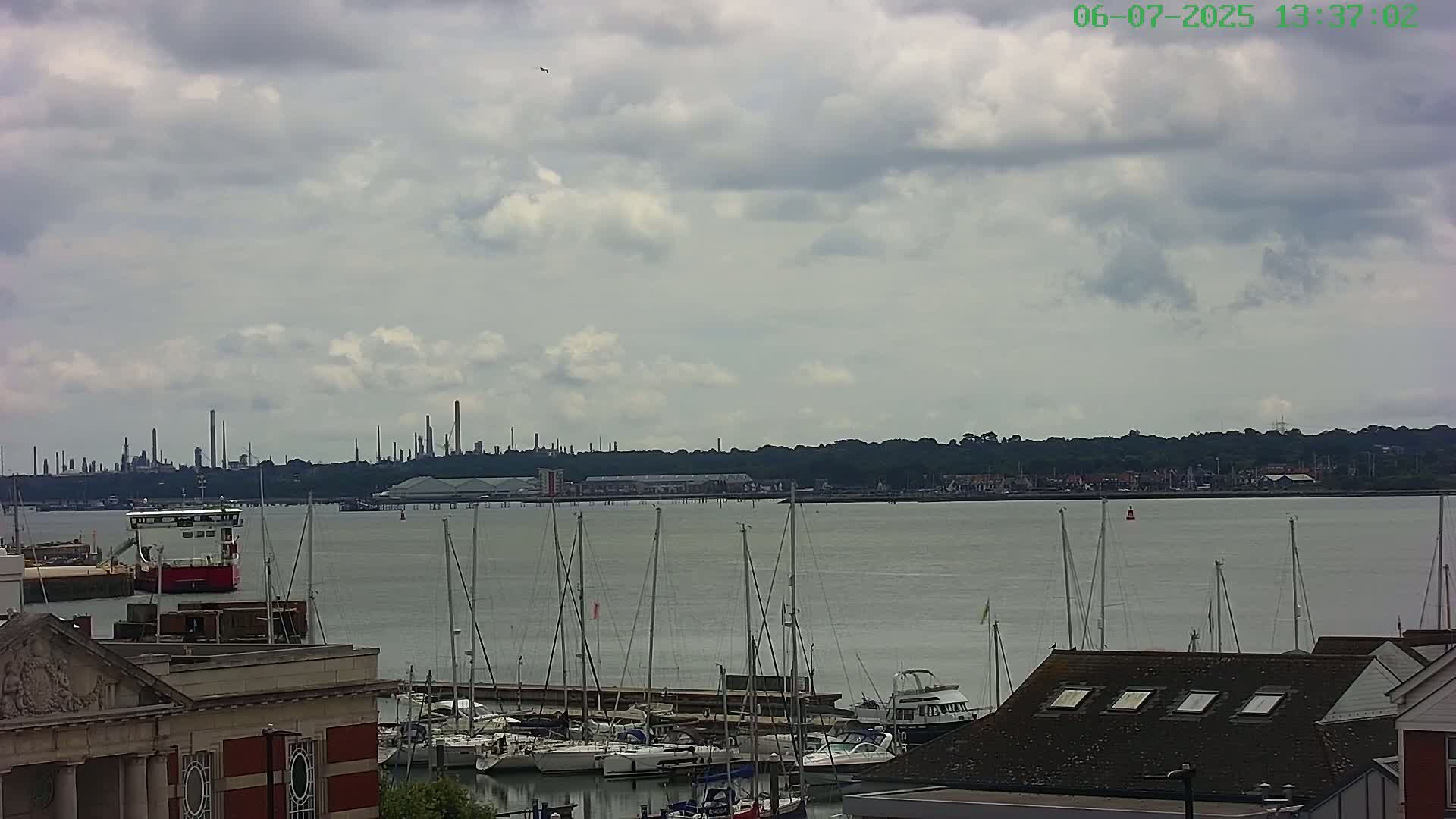 Marine of Southampton & Test River Live Cam - Southampton, Hampshire, South East, England, United Kingdom