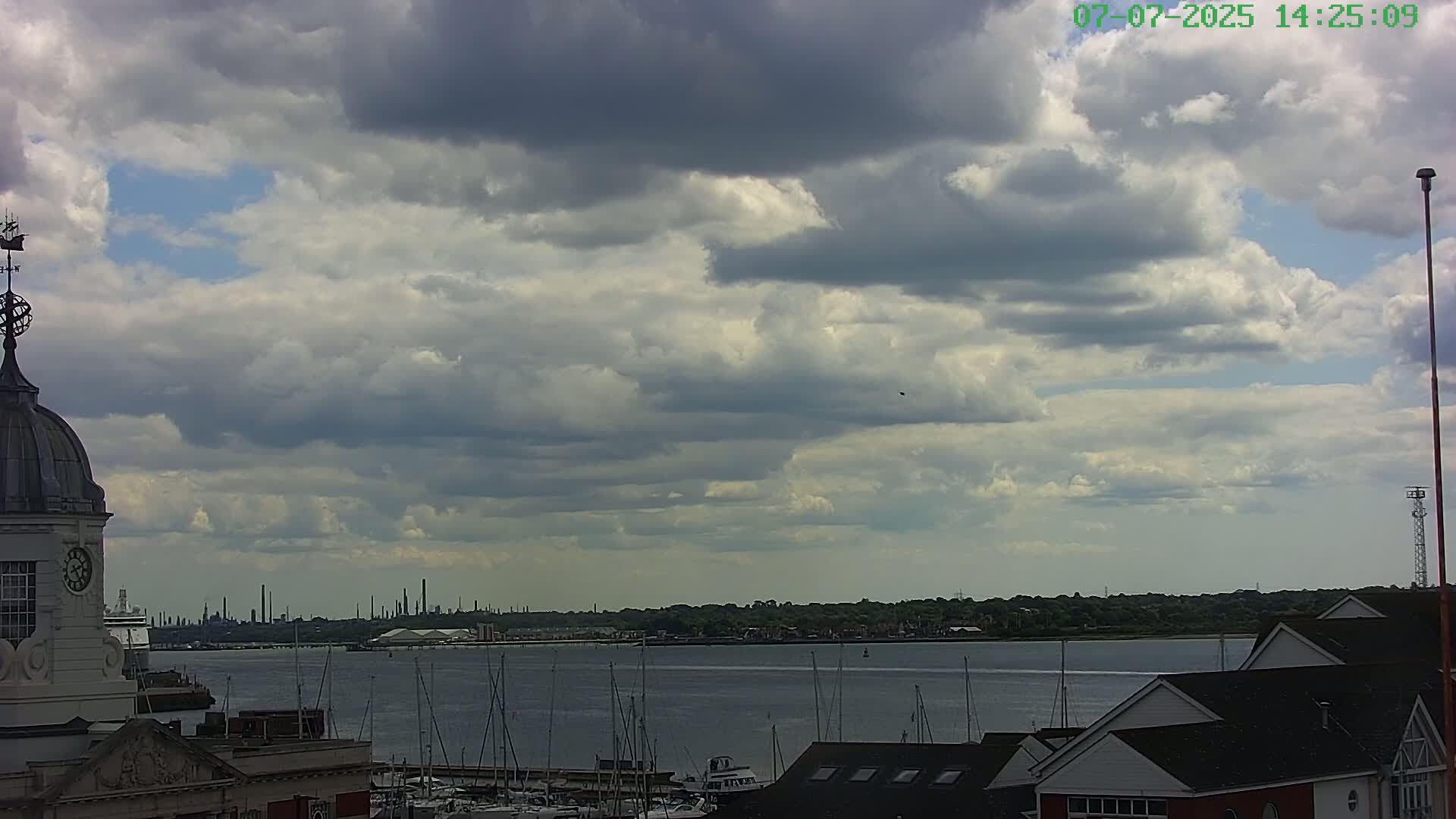 Marine of Southampton & Test River Live Cam - Southampton, Hampshire, South East, England, United Kingdom