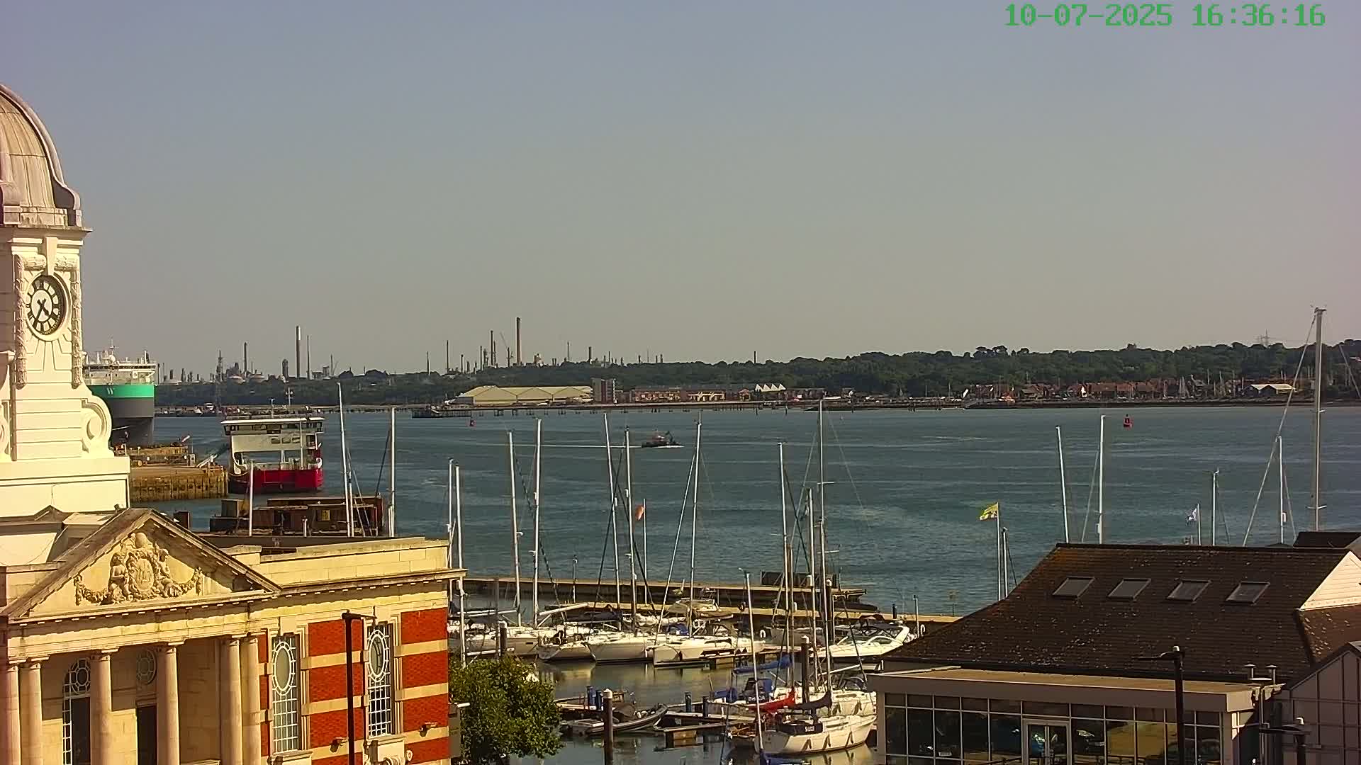 Marine of Southampton & Test River Live Cam - Southampton, Hampshire, South East, England, United Kingdom
