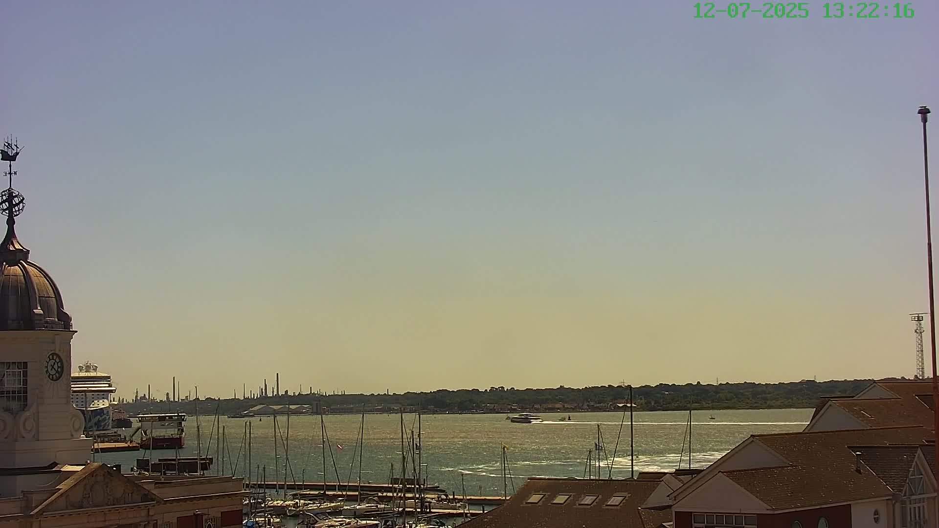 Marine of Southampton & Test River Live Cam - Southampton, Hampshire, South East, England, United Kingdom