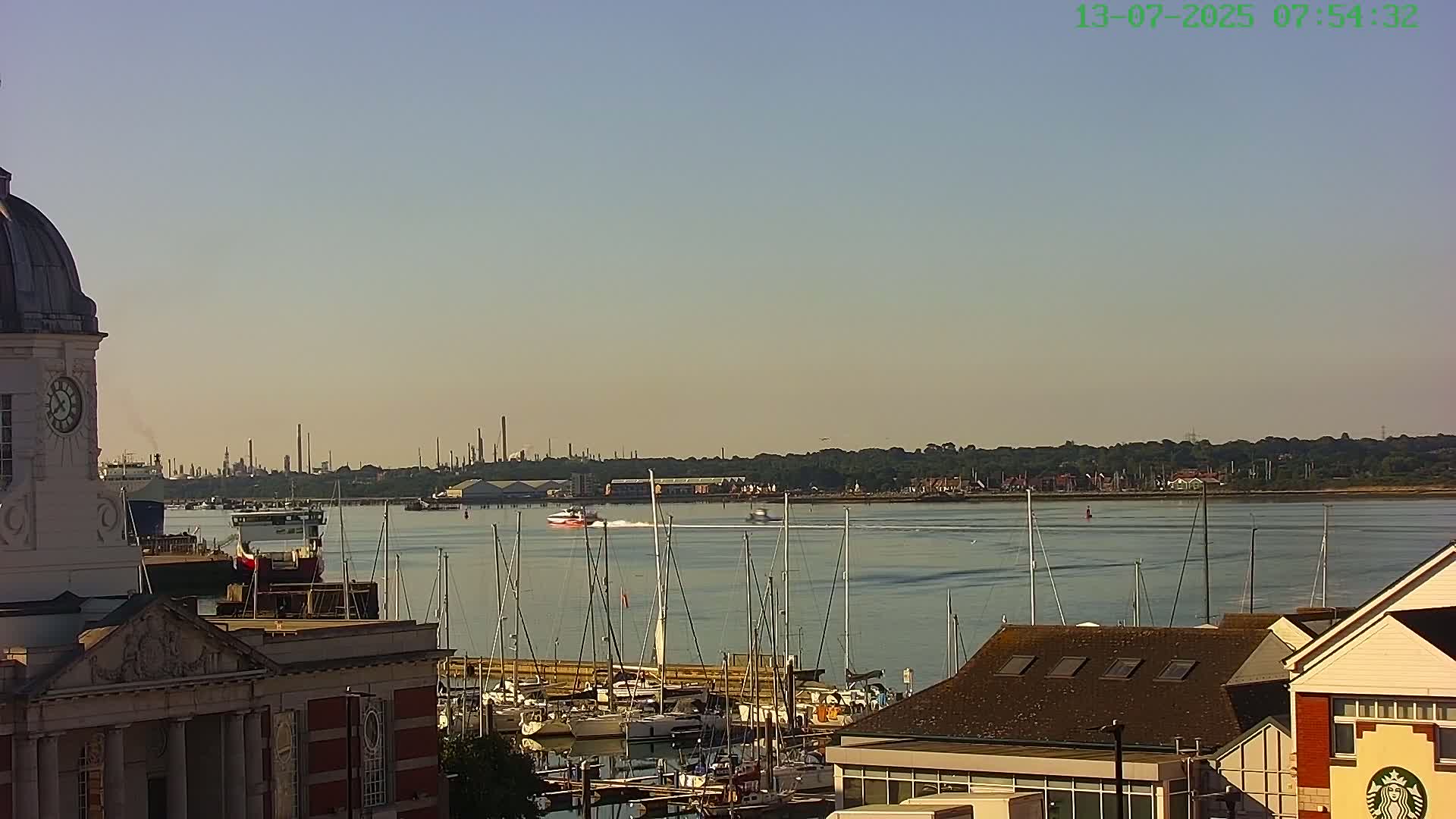 Marine of Southampton & Test River Live Cam - Southampton, Hampshire, South East, England, United Kingdom