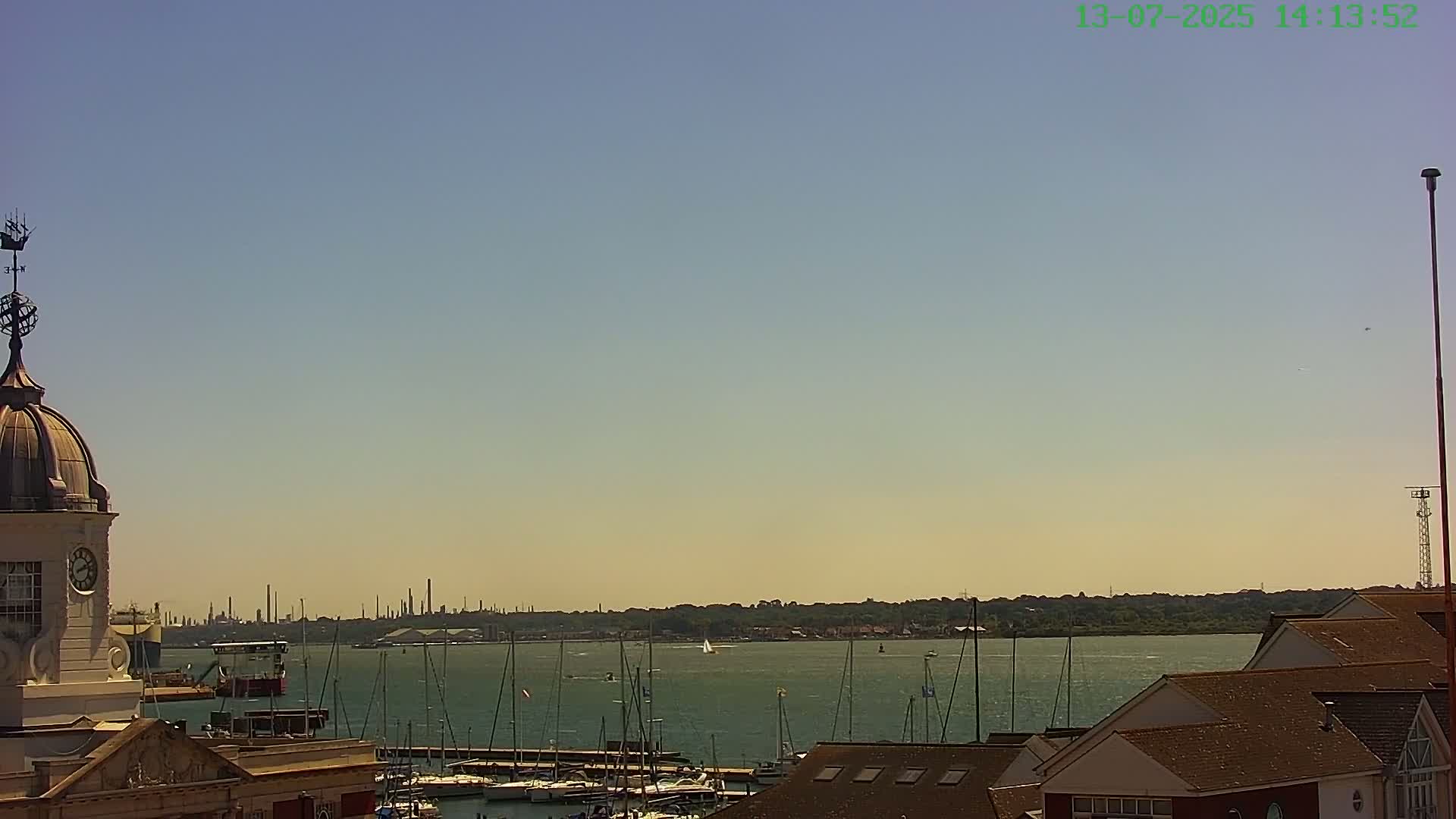 Marine of Southampton & Test River Live Cam - Southampton, Hampshire, South East, England, United Kingdom