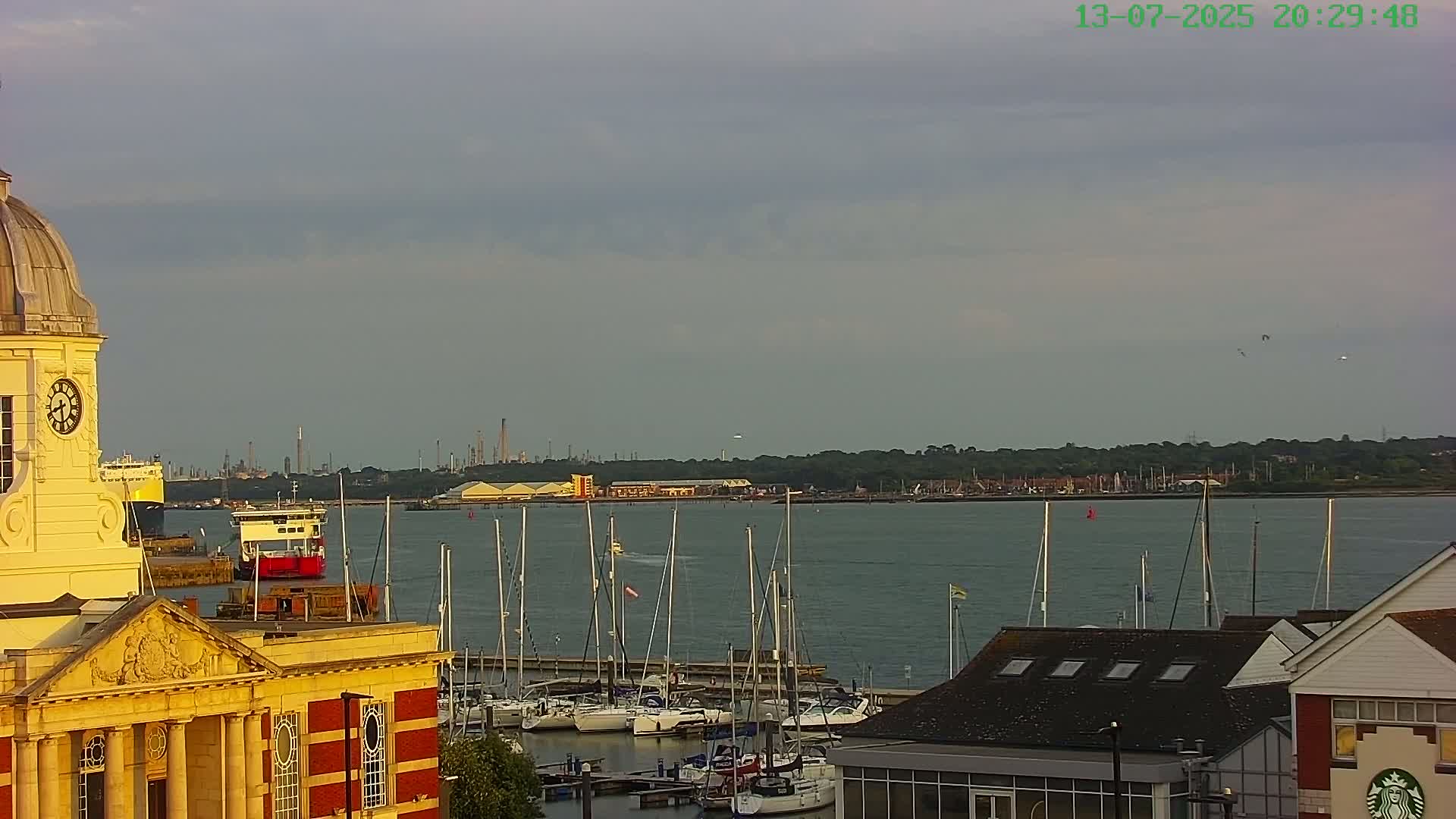 Marine of Southampton & Test River Live Cam - Southampton, Hampshire, South East, England, United Kingdom