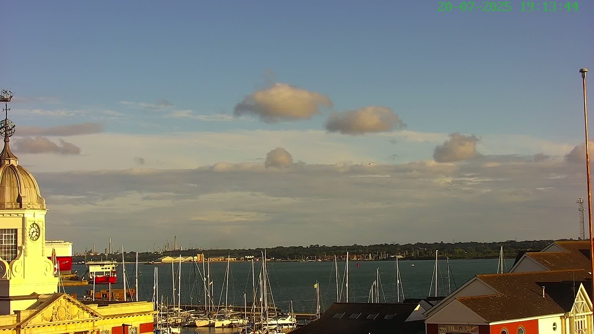 Marine of Southampton & Test River Live Cam - Southampton, Hampshire, South East, England, United Kingdom