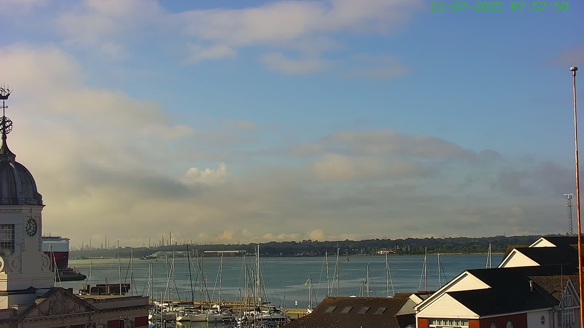 Marine of Southampton & Test River Live Cam - Southampton, Hampshire, South East, England, United Kingdom