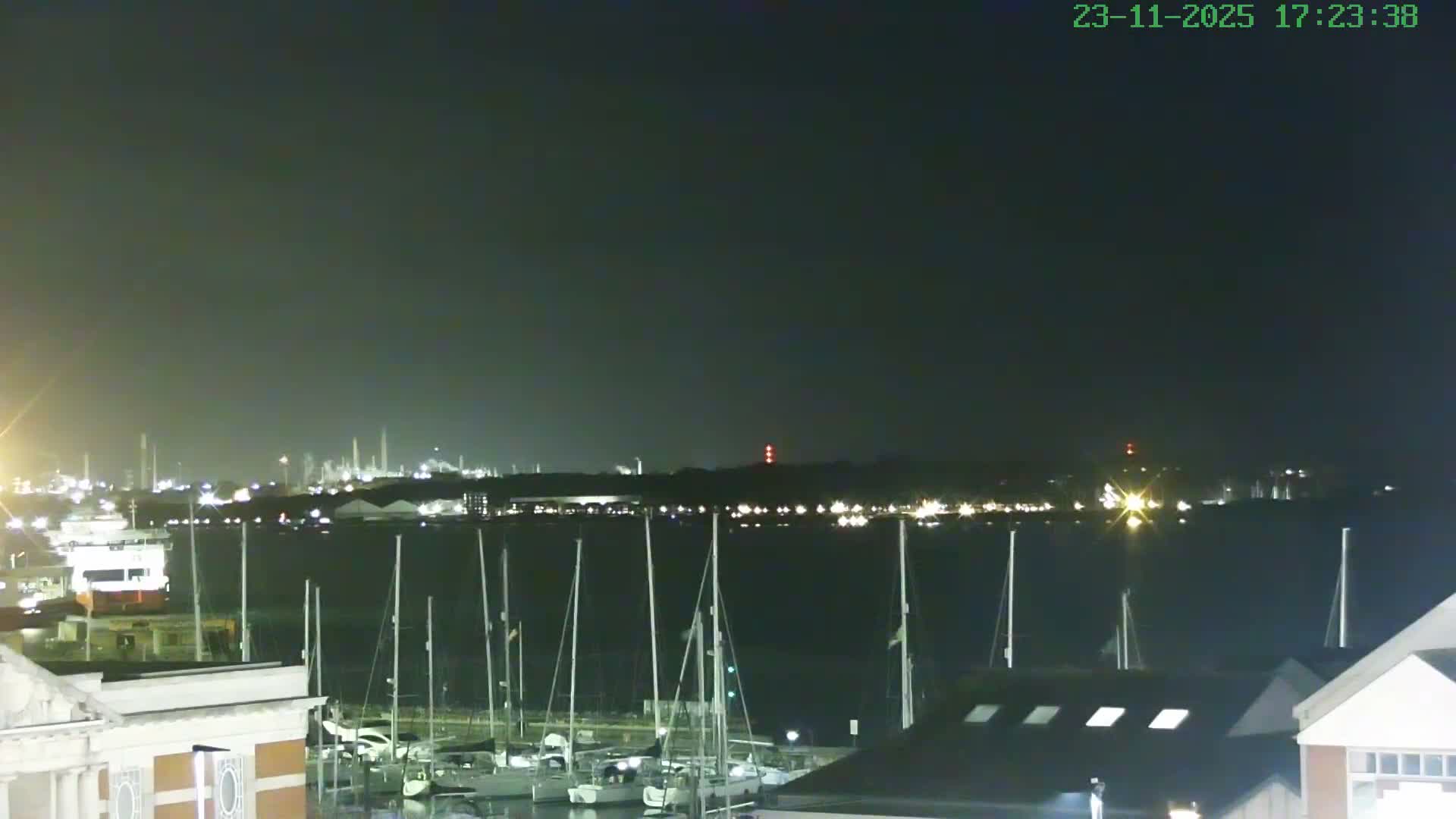 Marine of Southampton & Test River Live Cam - Southampton, Hampshire, South East, England, United Kingdom