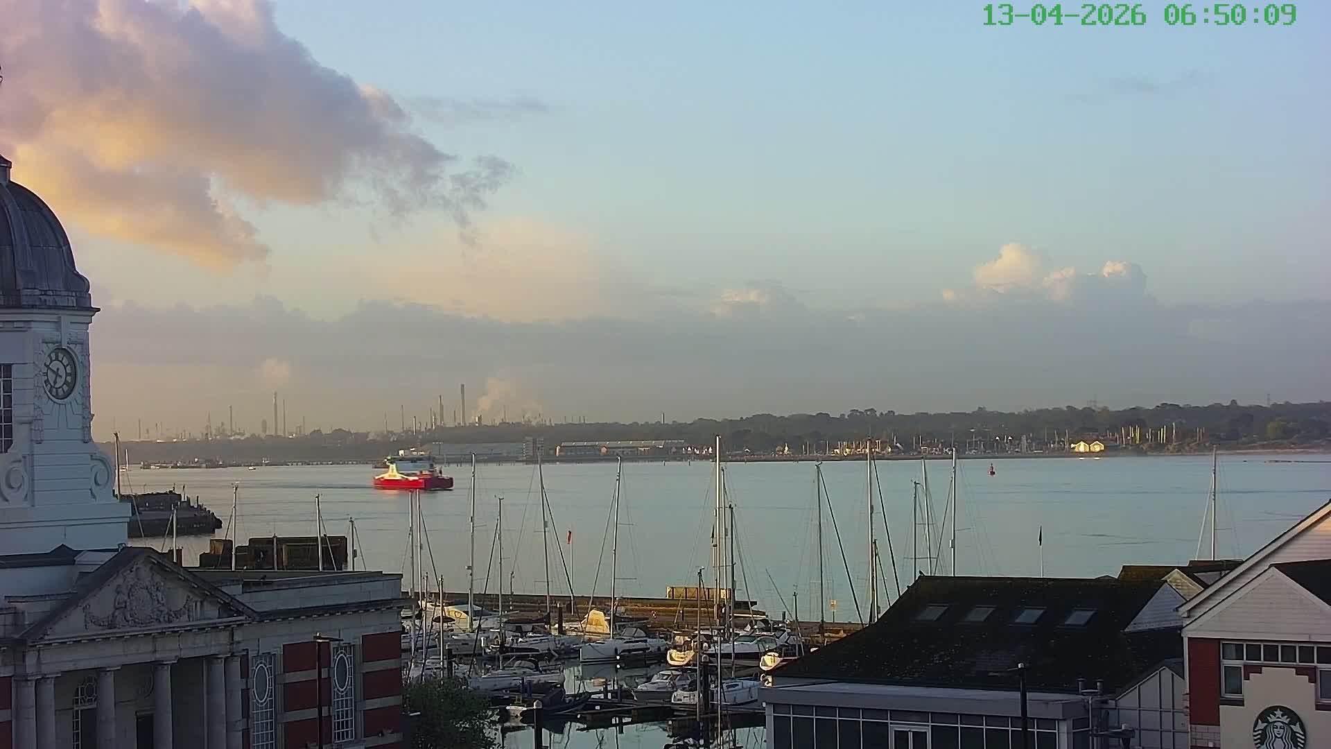 Marine of Southampton & Test River Live Cam - Southampton, Hampshire, South East, England, United Kingdom
