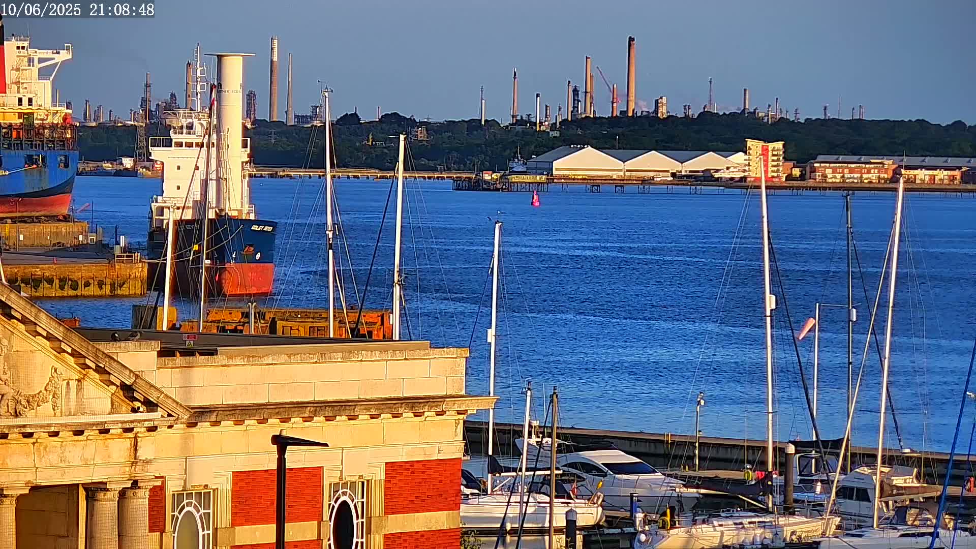 Fawley, ExxonMobil Refinery Live Cam - New Forest, Hampshire, South East, England, United Kingdom