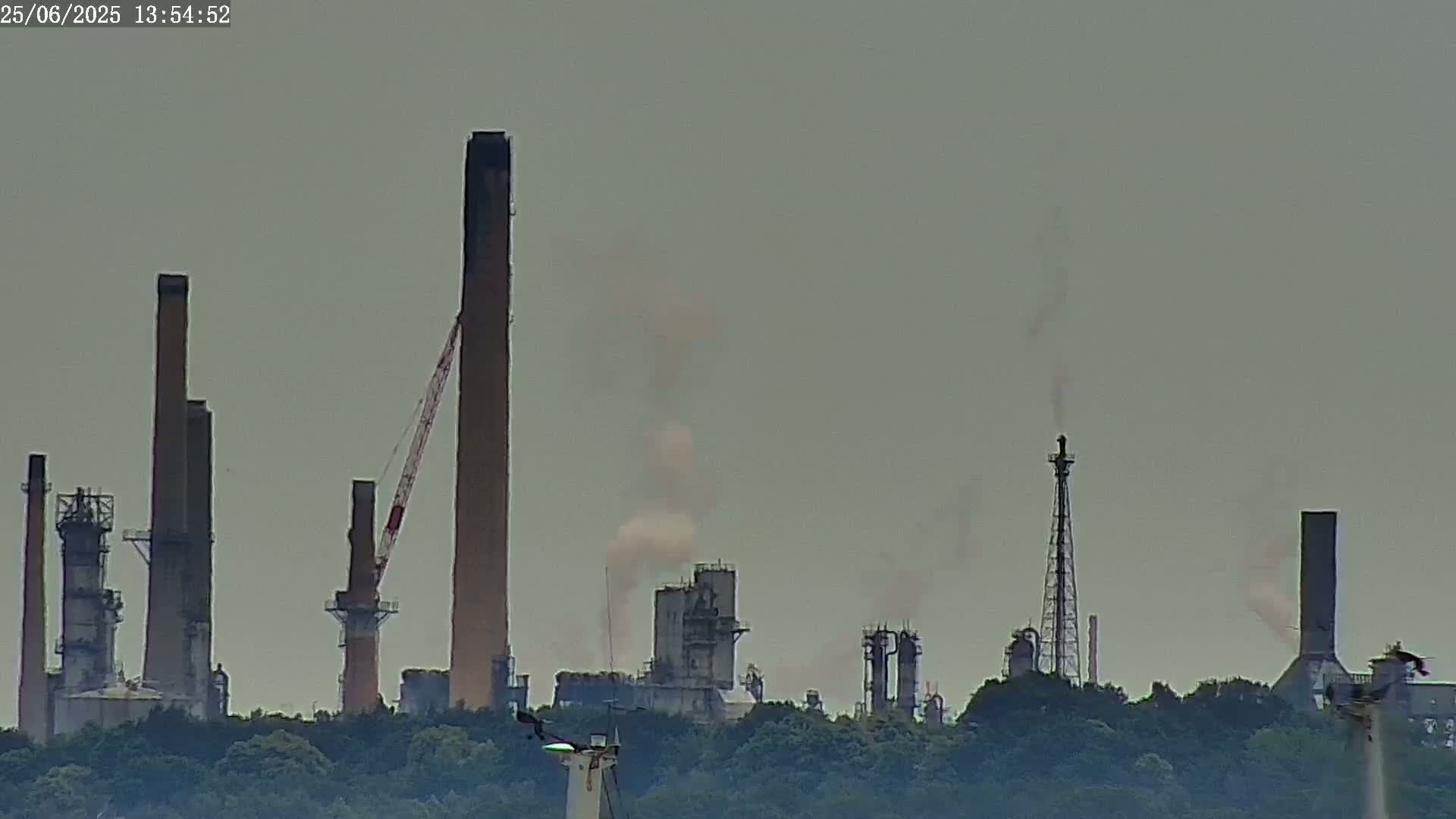 Fawley, ExxonMobil Refinery Live Cam - New Forest, Hampshire, South East, England, United Kingdom