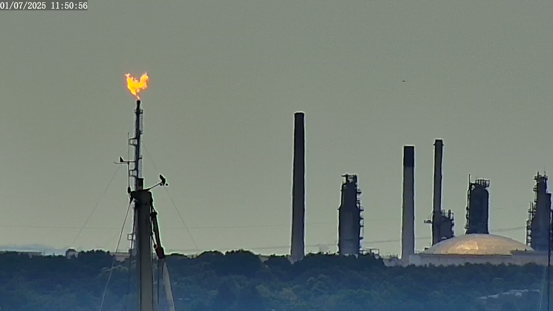 Fawley, ExxonMobil Refinery Live Cam - New Forest, Hampshire, South East, England, United Kingdom