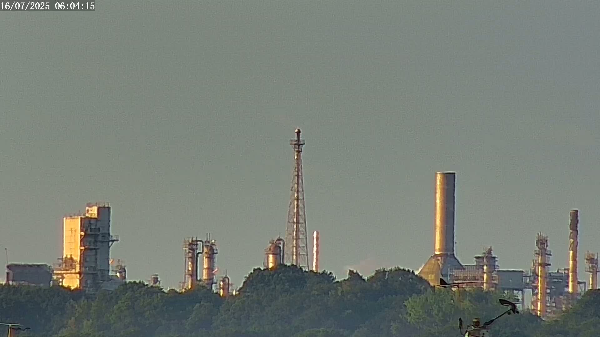 Fawley, ExxonMobil Refinery Live Cam - New Forest, Hampshire, South East, England, United Kingdom