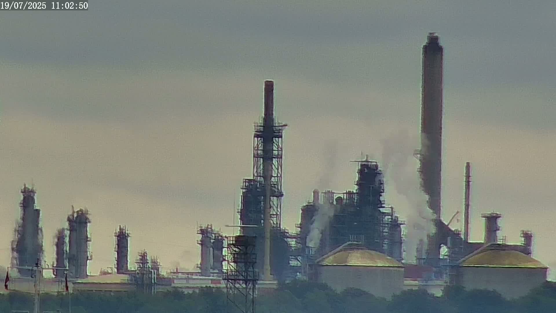 Fawley, ExxonMobil Refinery Live Cam - New Forest, Hampshire, South East, England, United Kingdom