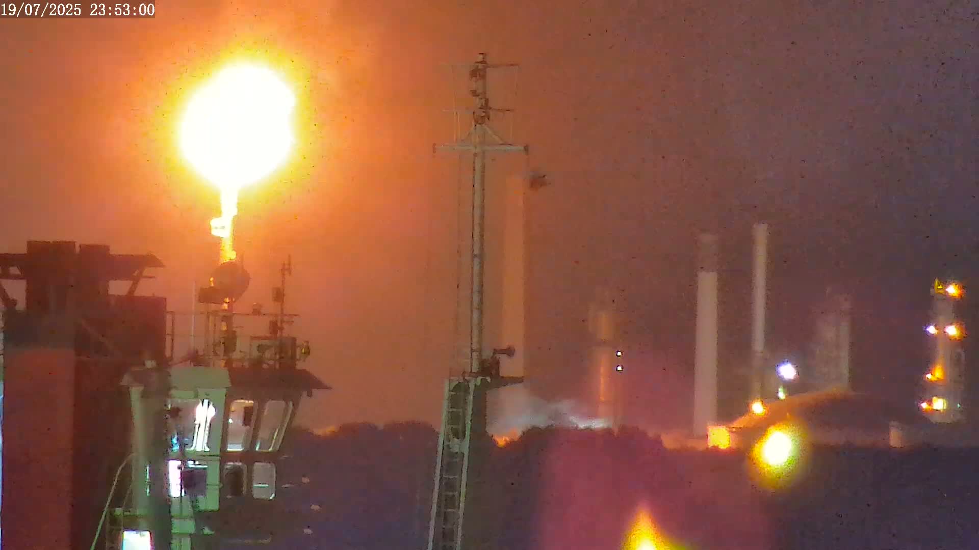 Fawley, ExxonMobil Refinery Live Cam - New Forest, Hampshire, South East, England, United Kingdom