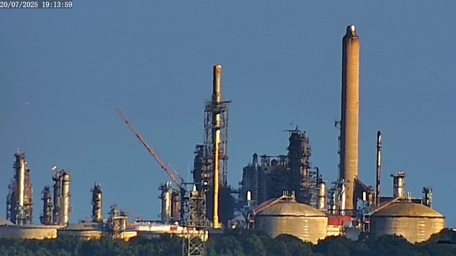 Fawley, ExxonMobil Refinery Live Cam - New Forest, Hampshire, South East, England, United Kingdom