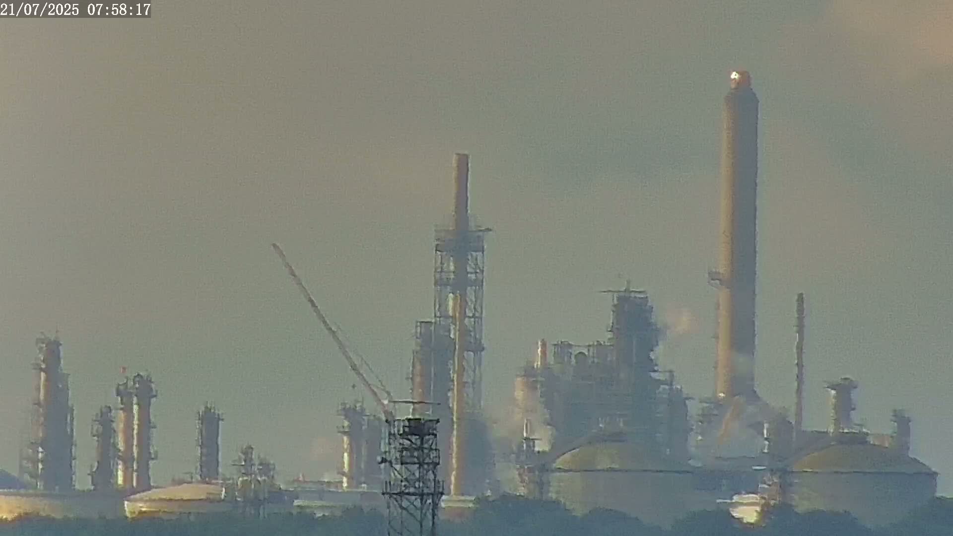 Fawley, ExxonMobil Refinery Live Cam - New Forest, Hampshire, South East, England, United Kingdom
