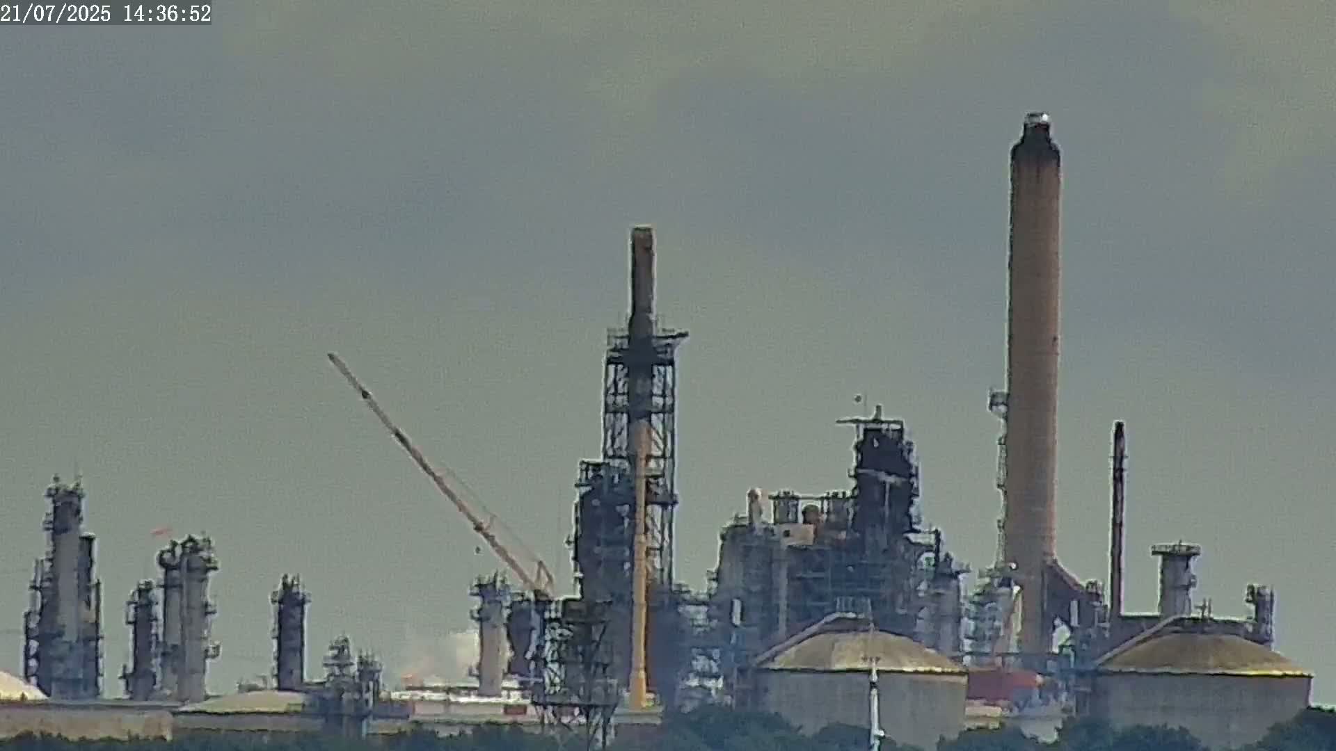 Fawley, ExxonMobil Refinery Live Cam - New Forest, Hampshire, South East, England, United Kingdom