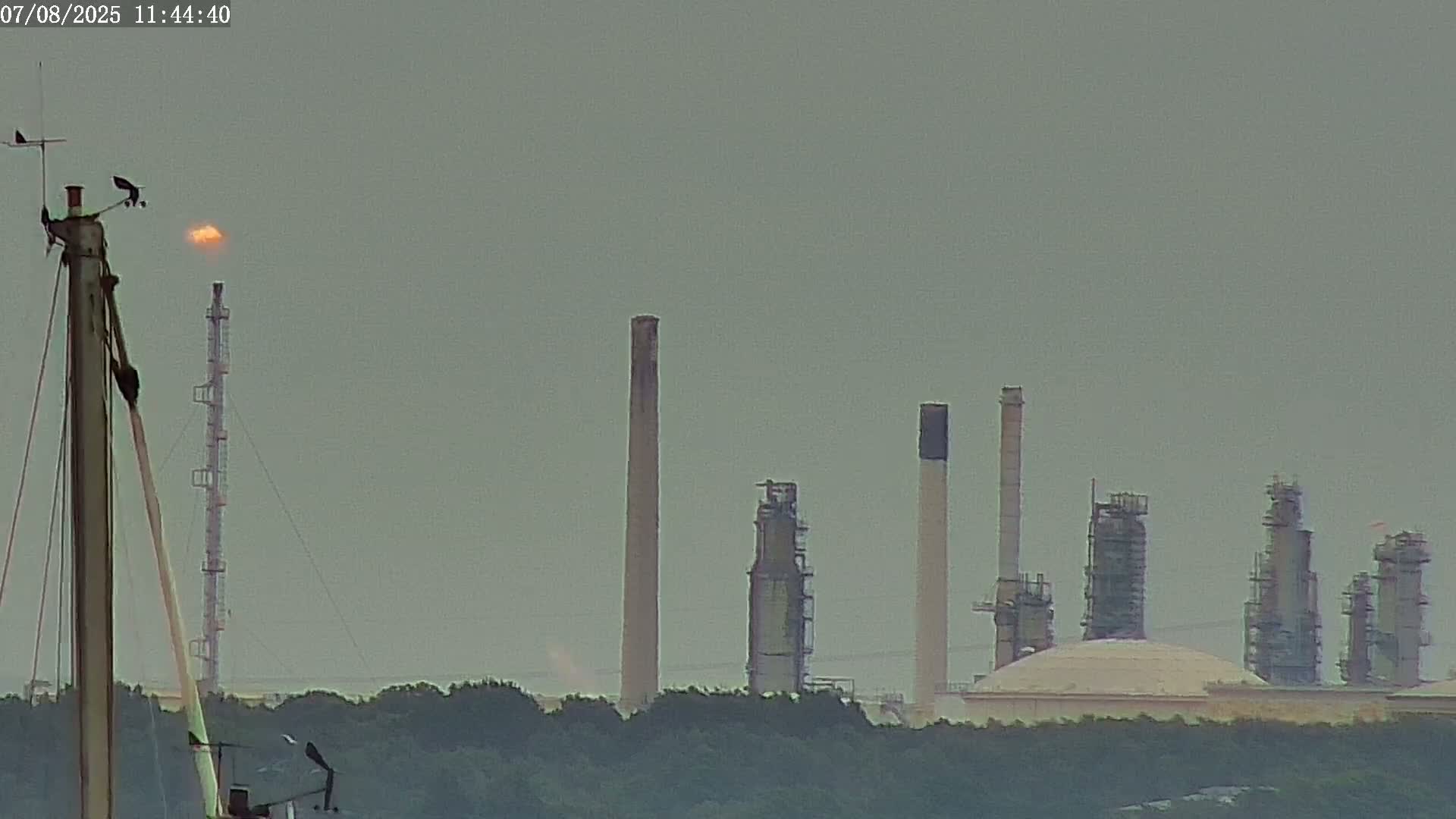 Fawley, ExxonMobil Refinery Live Cam - New Forest, Hampshire, South East, England, United Kingdom