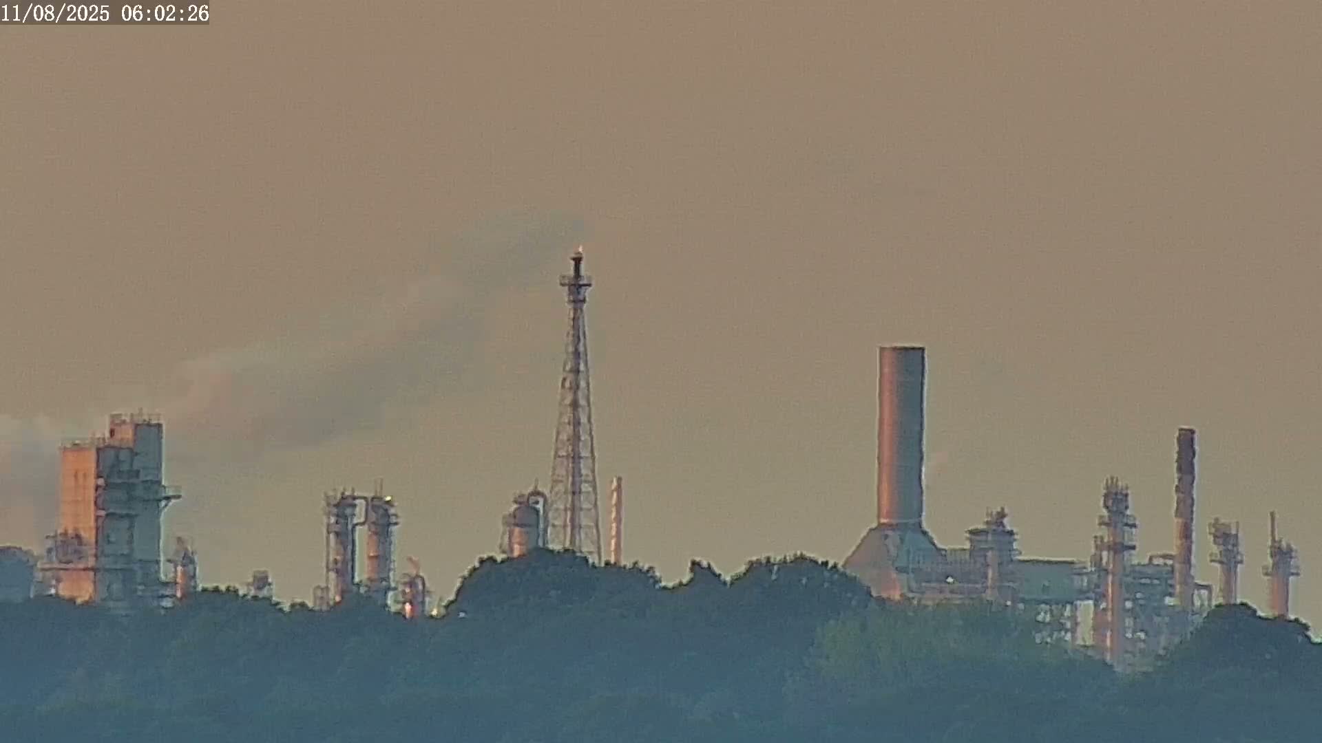 Fawley, ExxonMobil Refinery Live Cam - New Forest, Hampshire, South East, England, United Kingdom