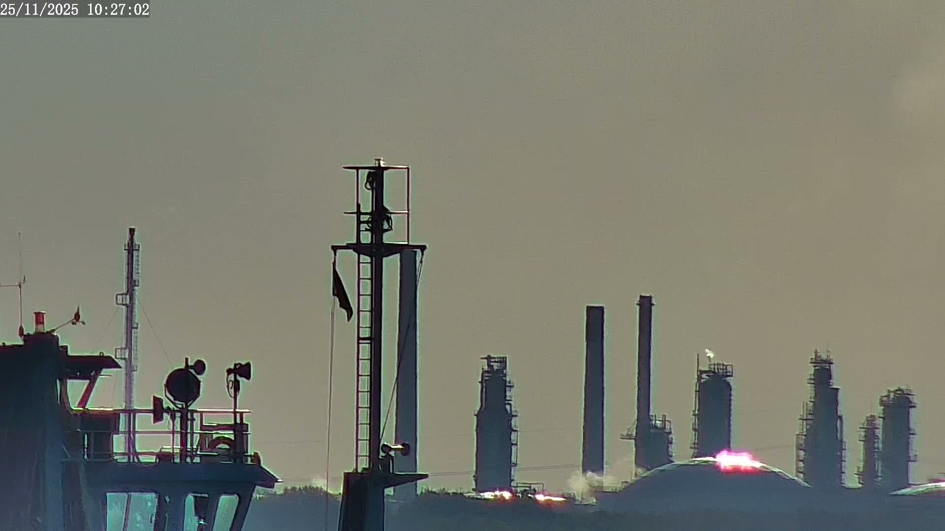 Fawley, ExxonMobil Refinery Live Cam - New Forest, Hampshire, South East, England, United Kingdom