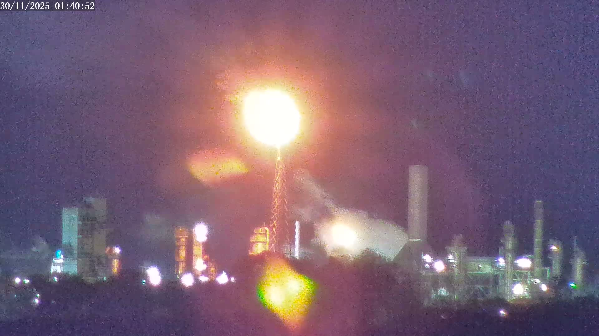 Fawley, ExxonMobil Refinery Live Cam - New Forest, Hampshire, South East, England, United Kingdom