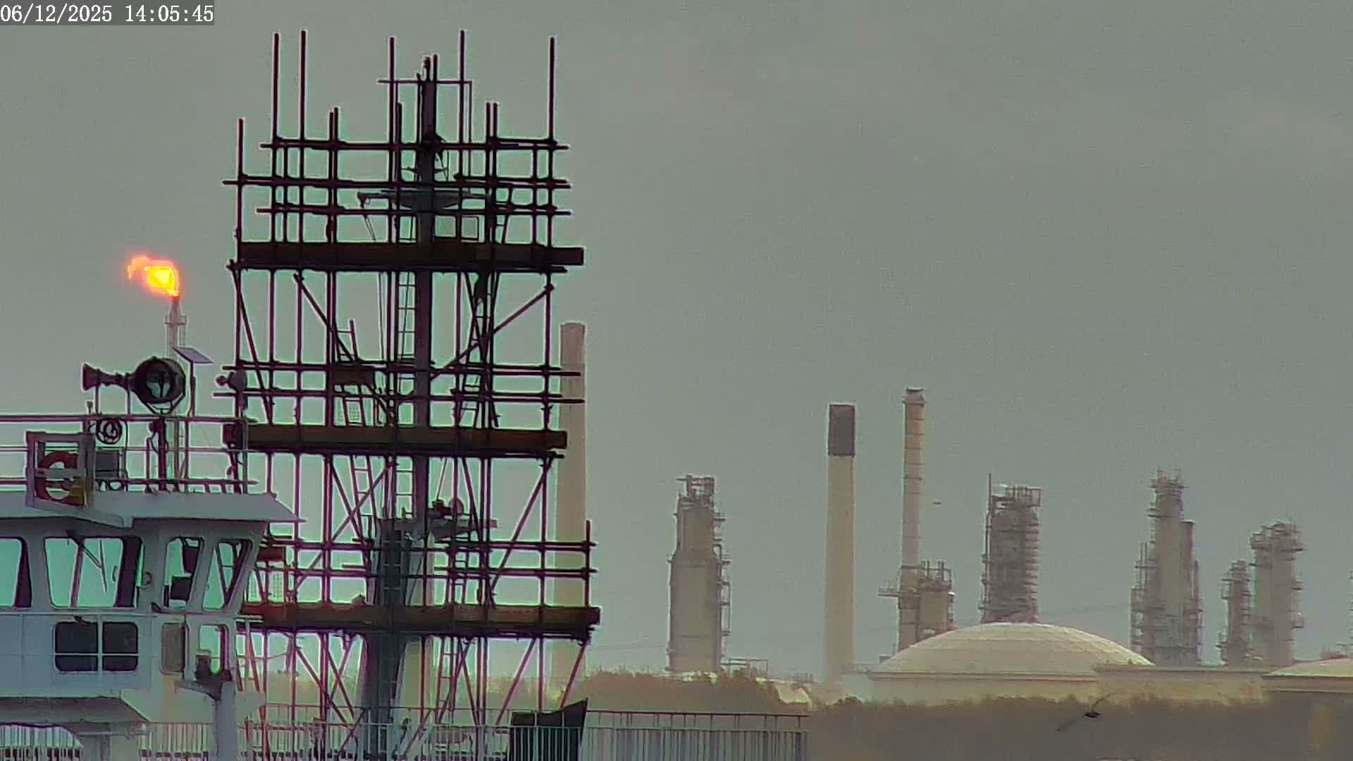 Fawley, ExxonMobil Refinery Live Cam - New Forest, Hampshire, South East, England, United Kingdom