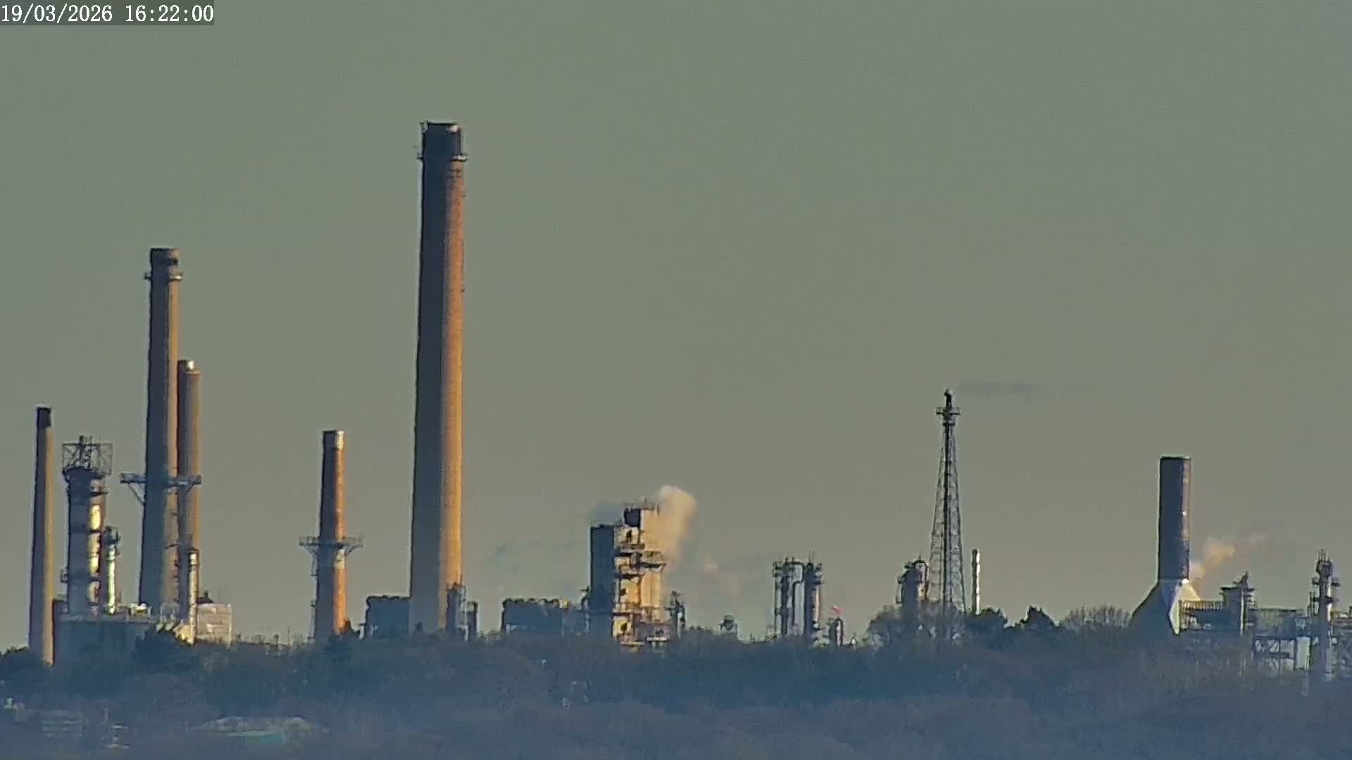 Fawley, ExxonMobil Refinery Live Cam - New Forest, Hampshire, South East, England, United Kingdom